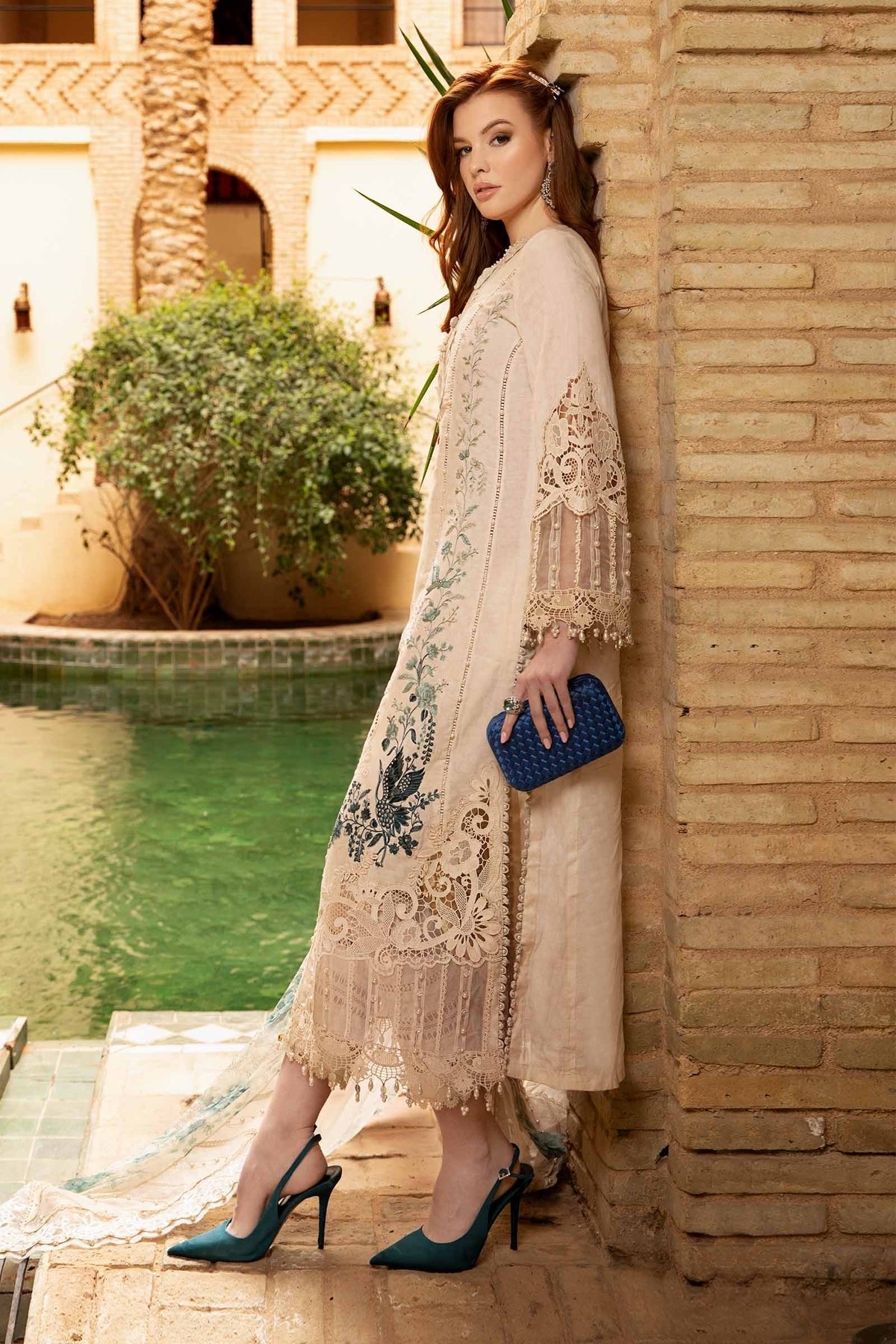 Maria B Eid Collection 3Pc Embroidered Lawn Suit (D-2414-B)