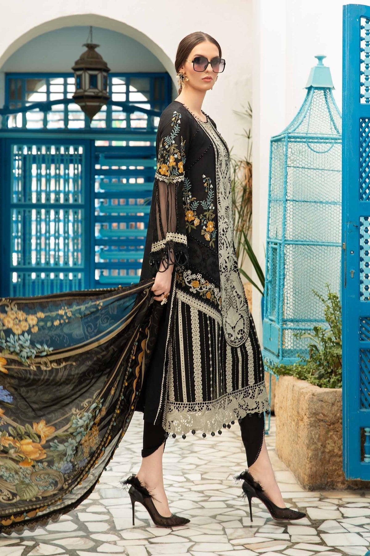 Maria B Eid Collection 3Pc Embroidered Lawn Suit (D-2415-B)