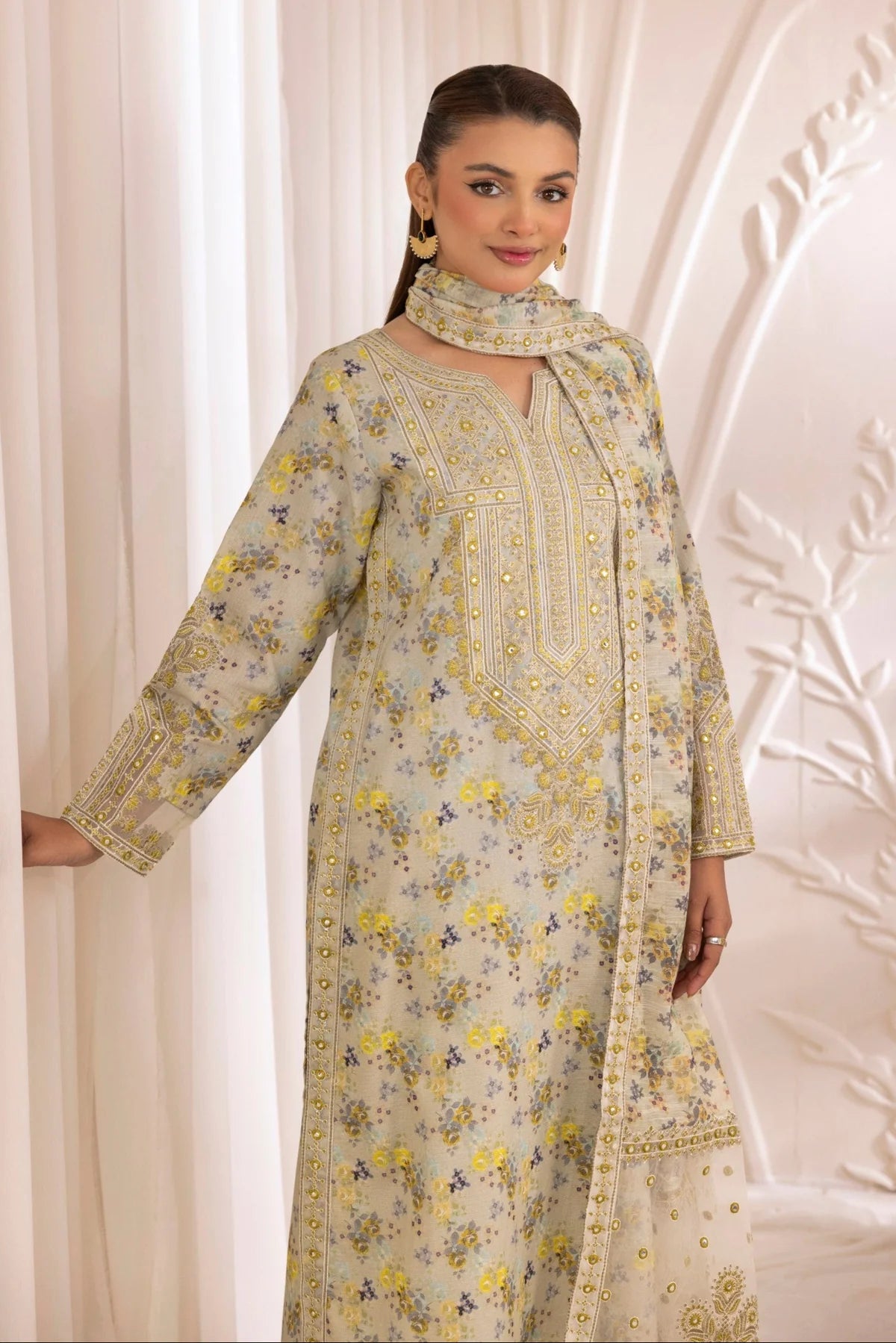 Mohagni 3Pc Embroidered Organza Suit DLS-01 gulbuy.com