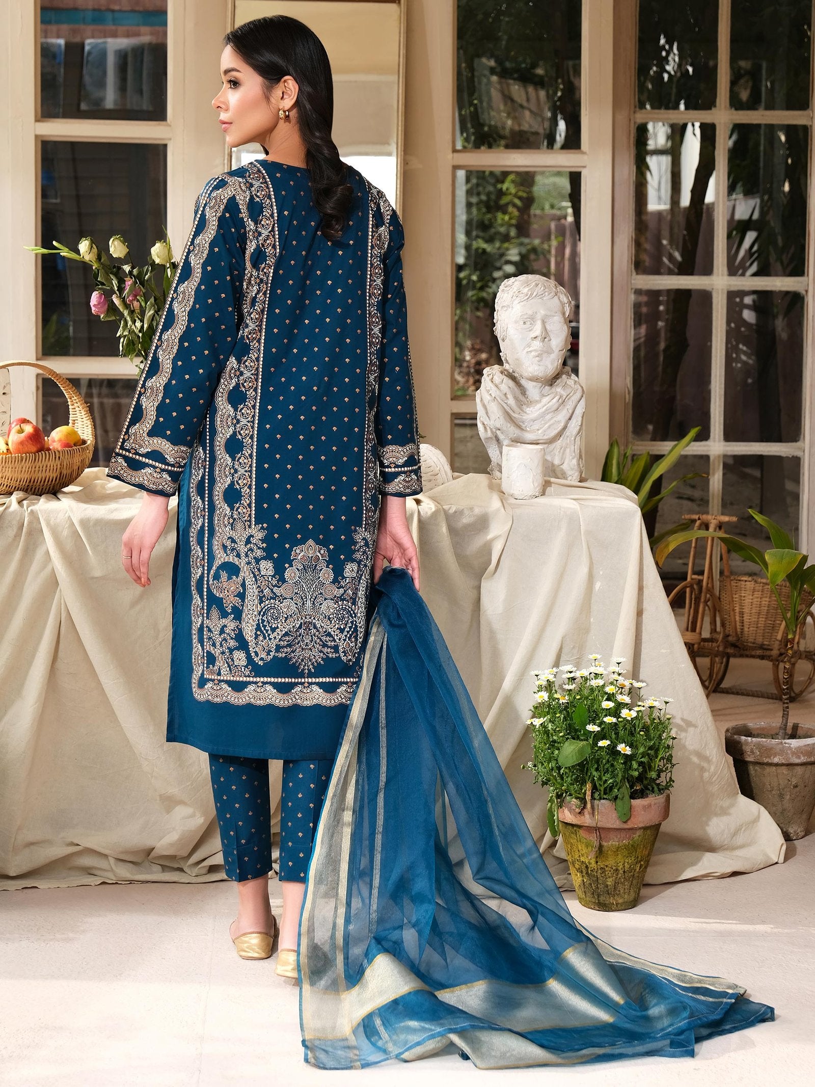Limelight 3 Piece Printed Lawn Suit (U3410SU-3PC-256)