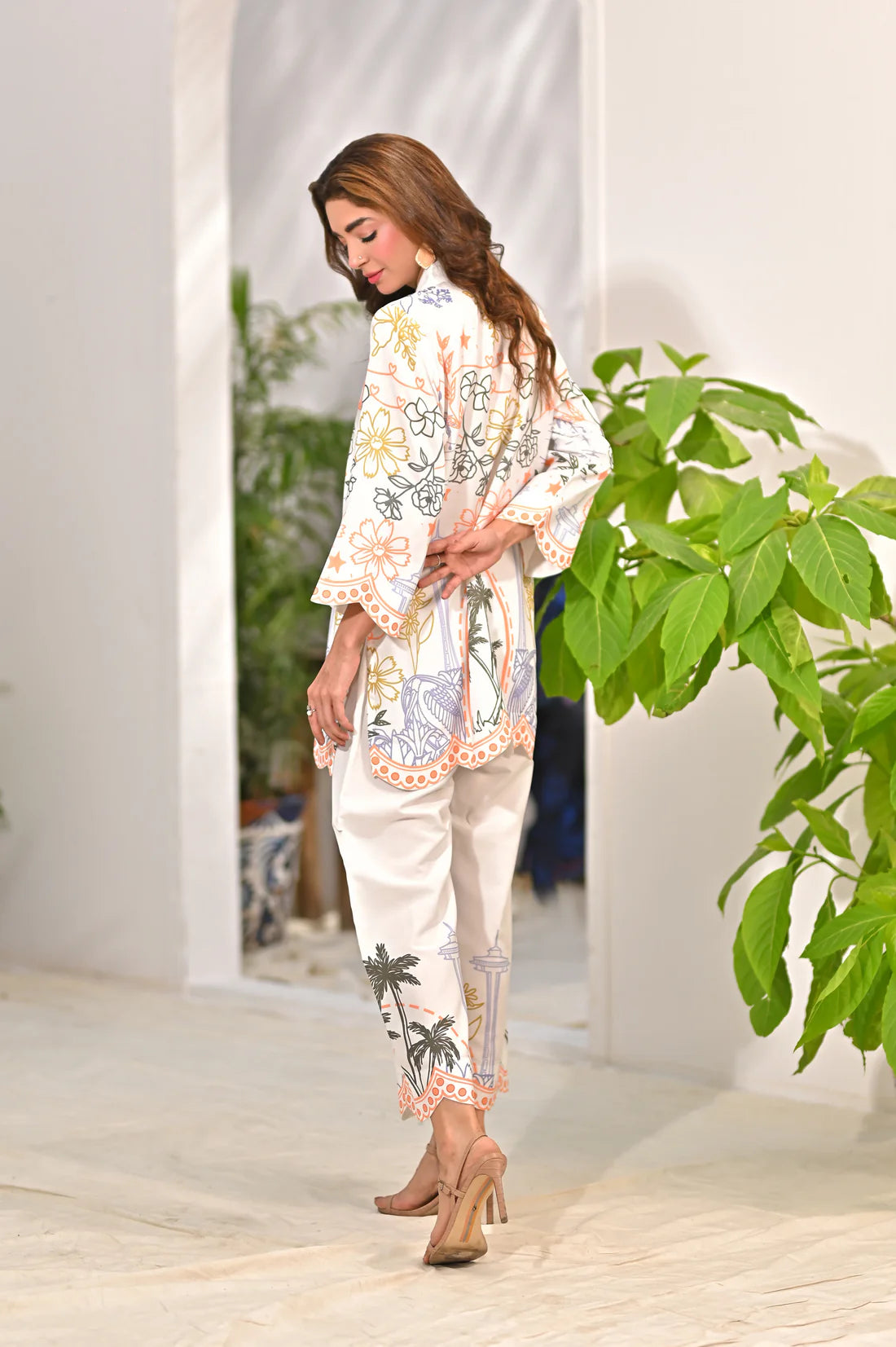 Dhaga 2Pc Printed Cambric Suit Solaris gulbuy.com