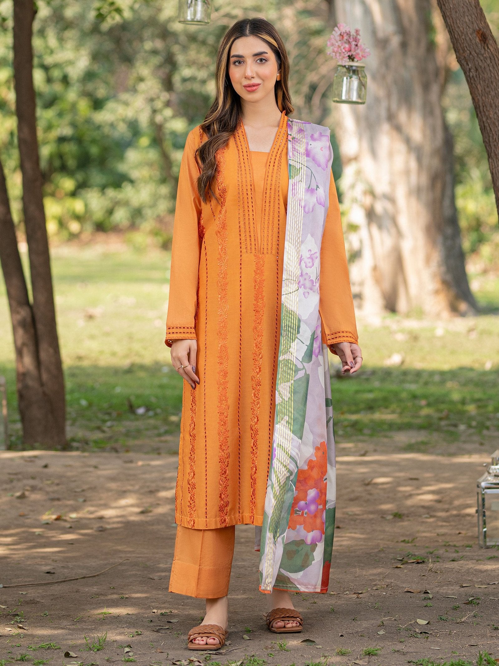 Limelight 3 Piece Embroidered Lawn Suit (U3441SU-3PC-419)