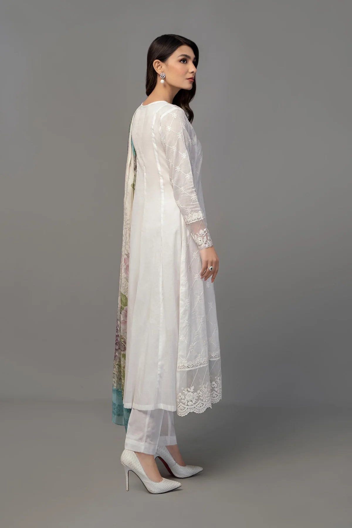 Maria B 3Pc Embroidered Lawn Suit DW-EF23-23R1