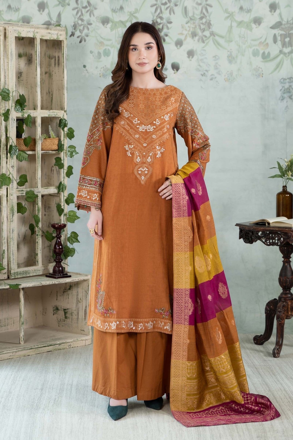 Maria B 3Pc Embroidered Jacquard Suit (DW-EA24-28)