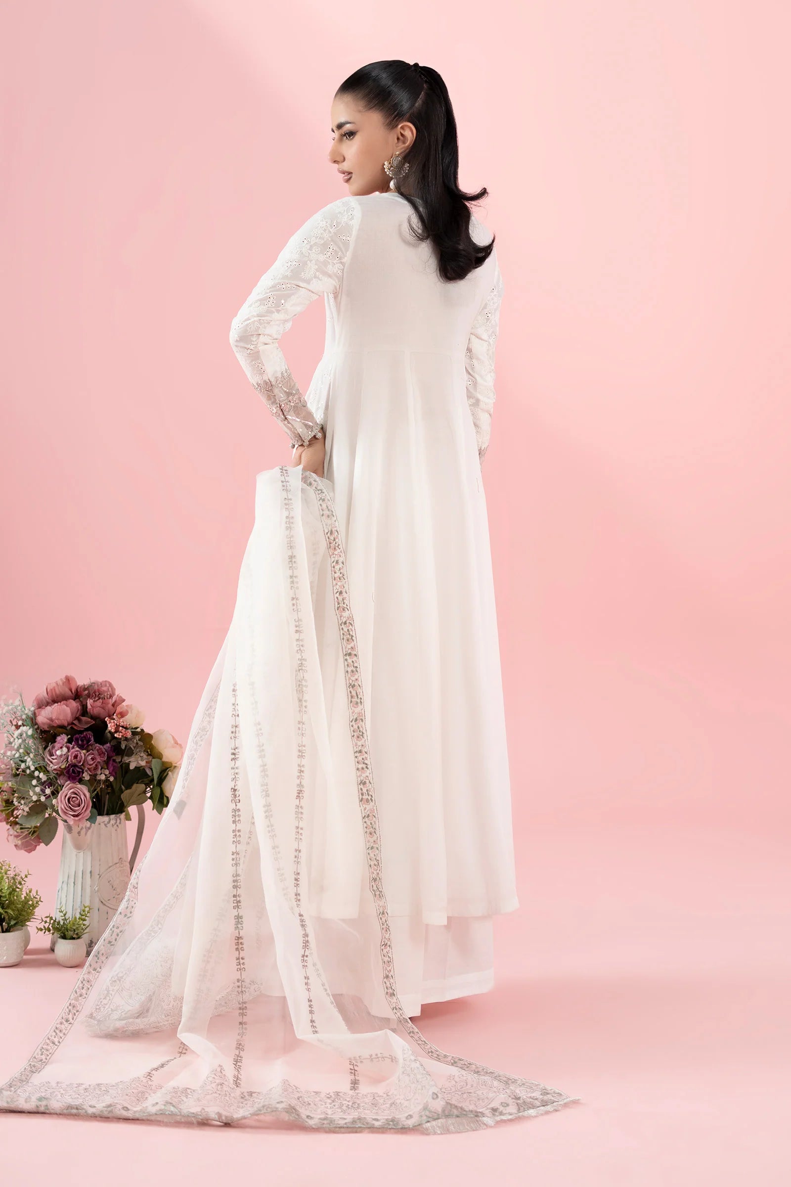 Maria B 3Pc Embroidered Lawn Suit DW-EA25-65-Off White gulbuy.com