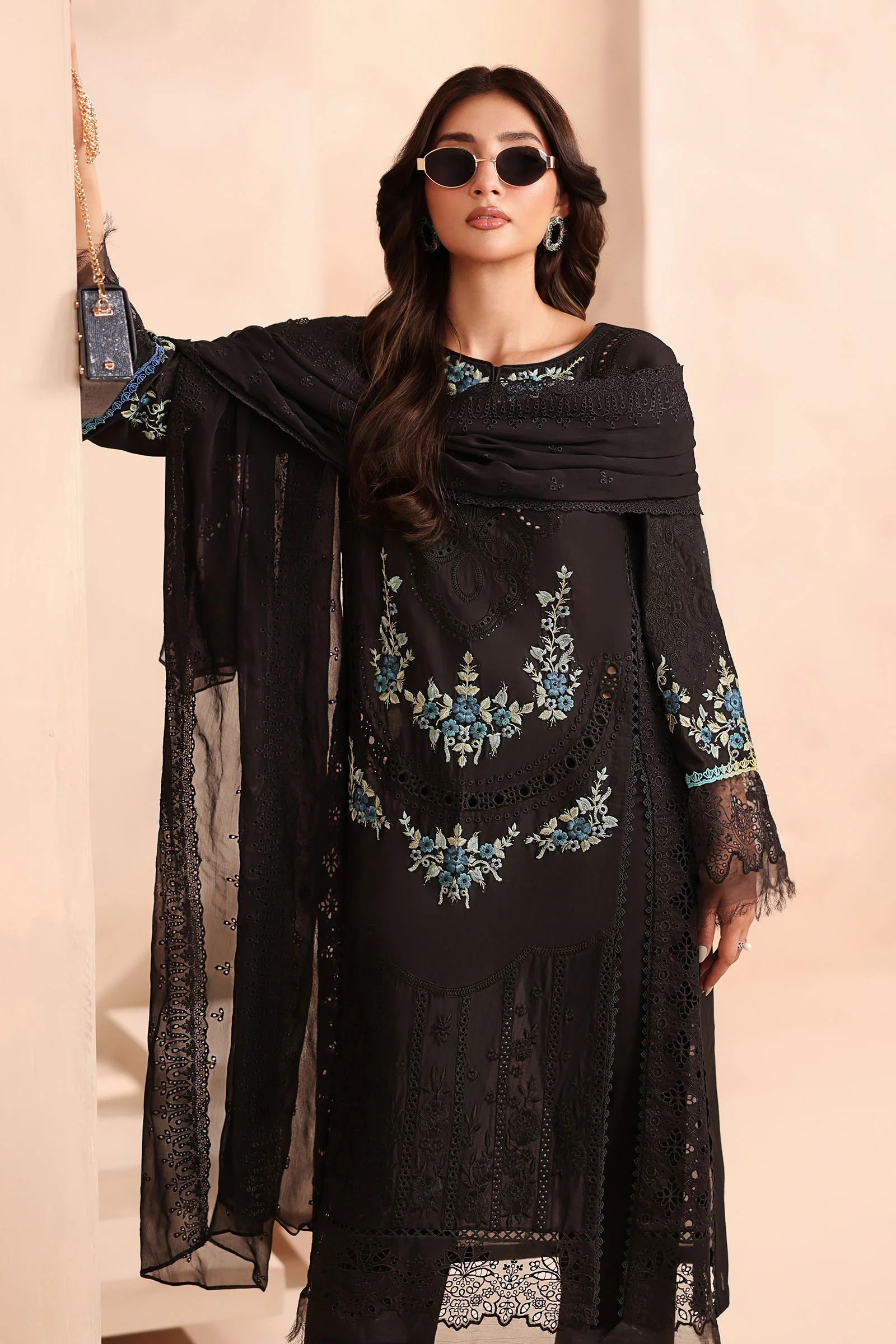 Maria B 3Pc Embroidered Lawn Suit DW-MN25-08-Black gulbuy.com