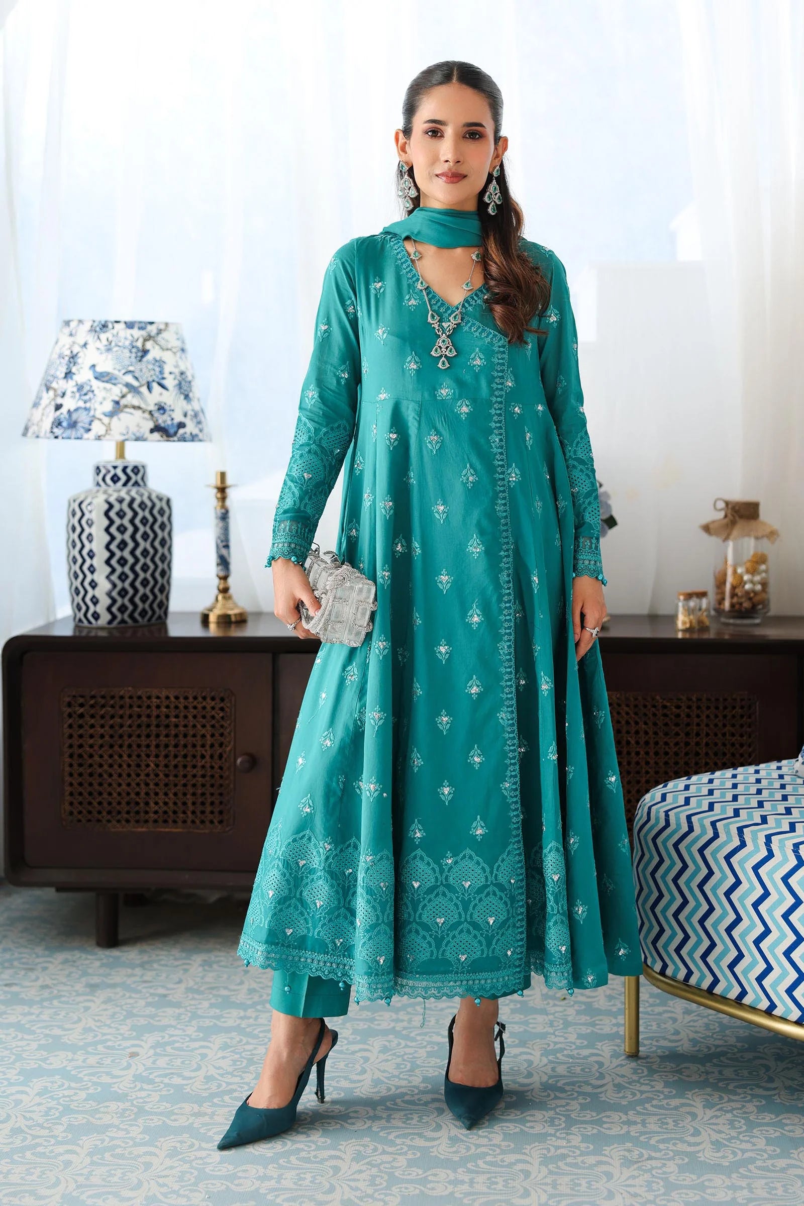 Maria B 3Pc Embroidered Lawn Suit DW-EA25-61-Tea XL gulbuy.com