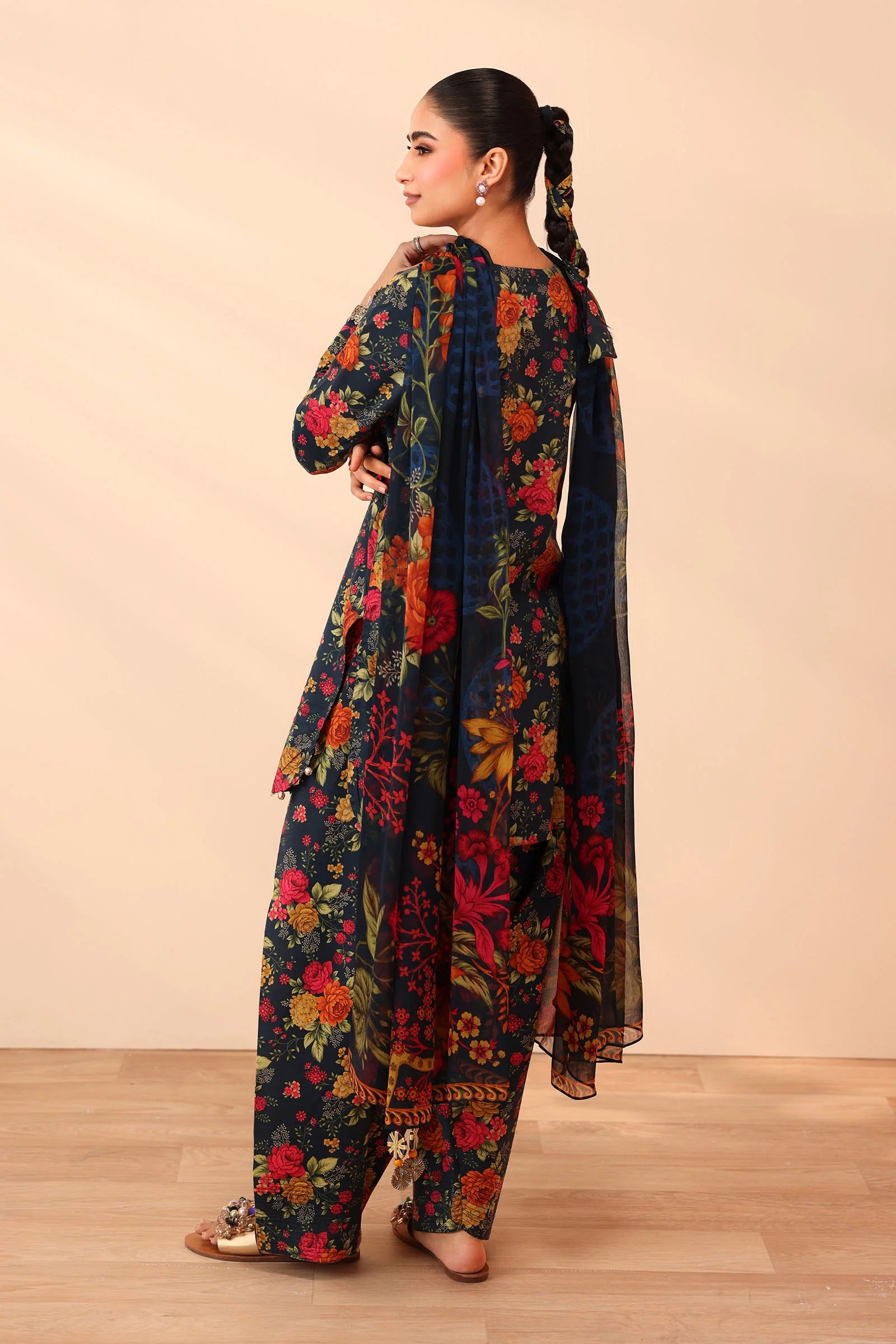 Maria B 3Pc Embroidered Lawn Suit DW-PF25-63-Teal gulbuy.com