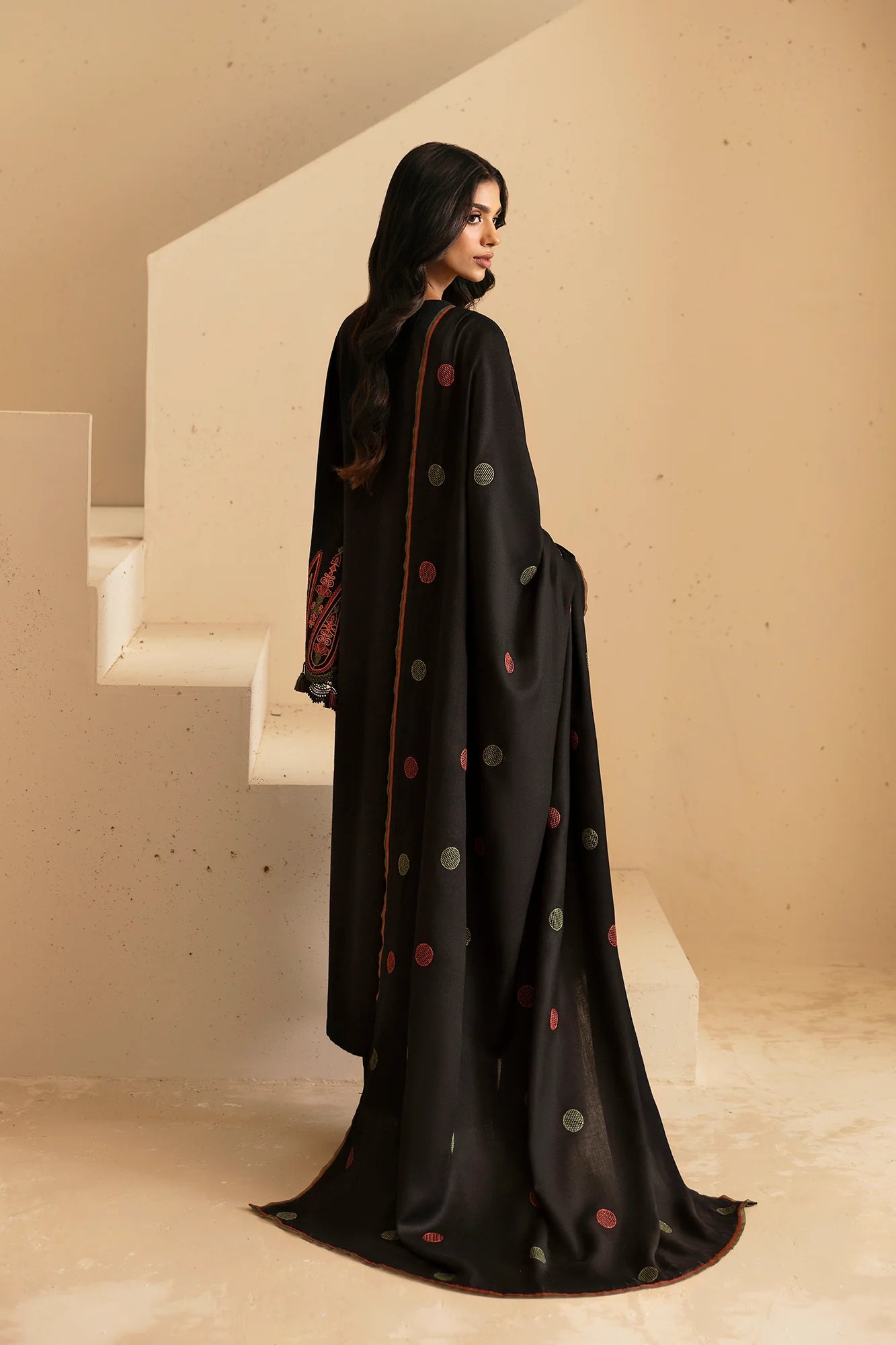 Ethnic 3Pc Embroidered khaddar Suit E0454/203/901 gulbuy.com