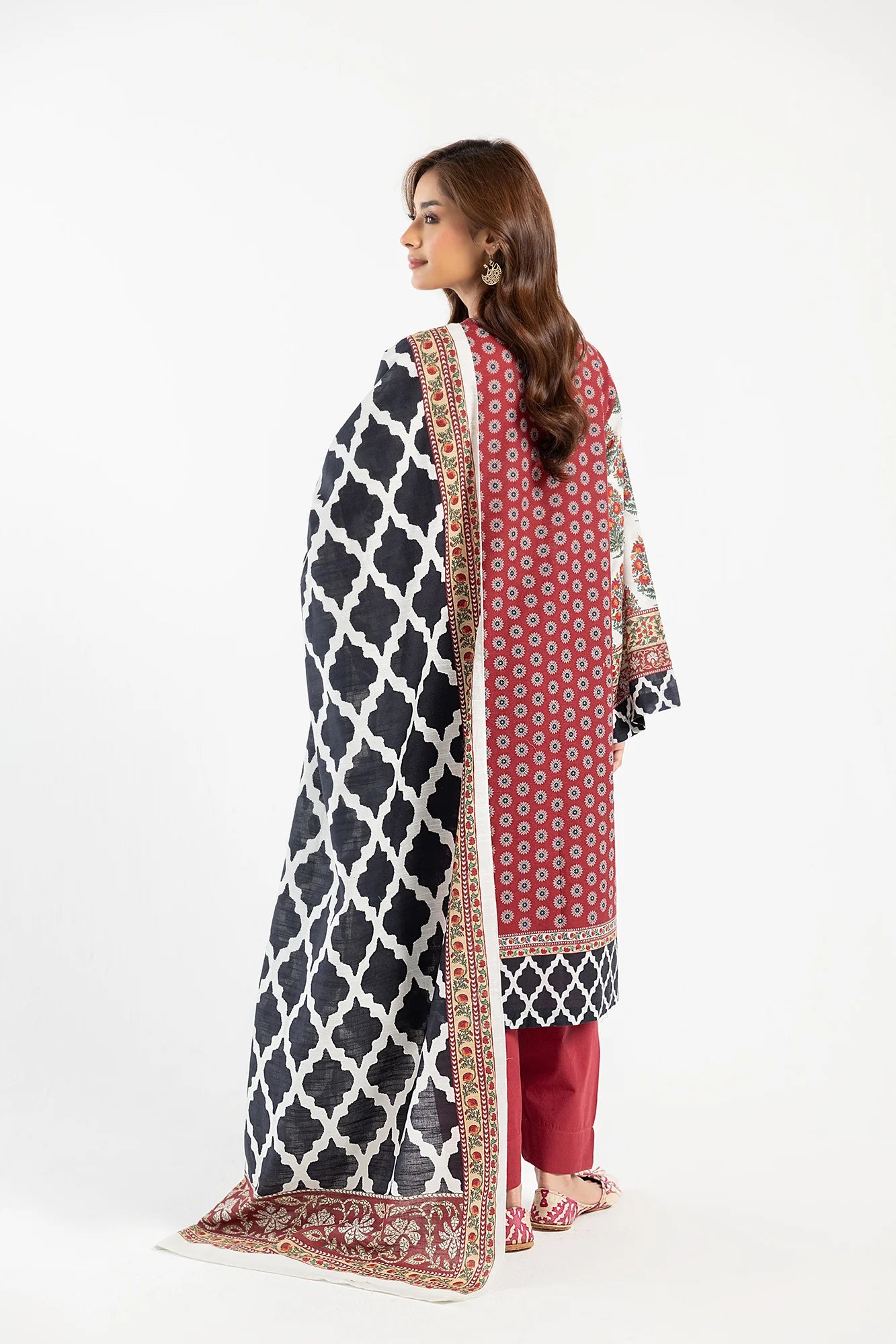 Ethnic 3Pc Printed khaddar Suit E0460/202/415 gulbuy.com