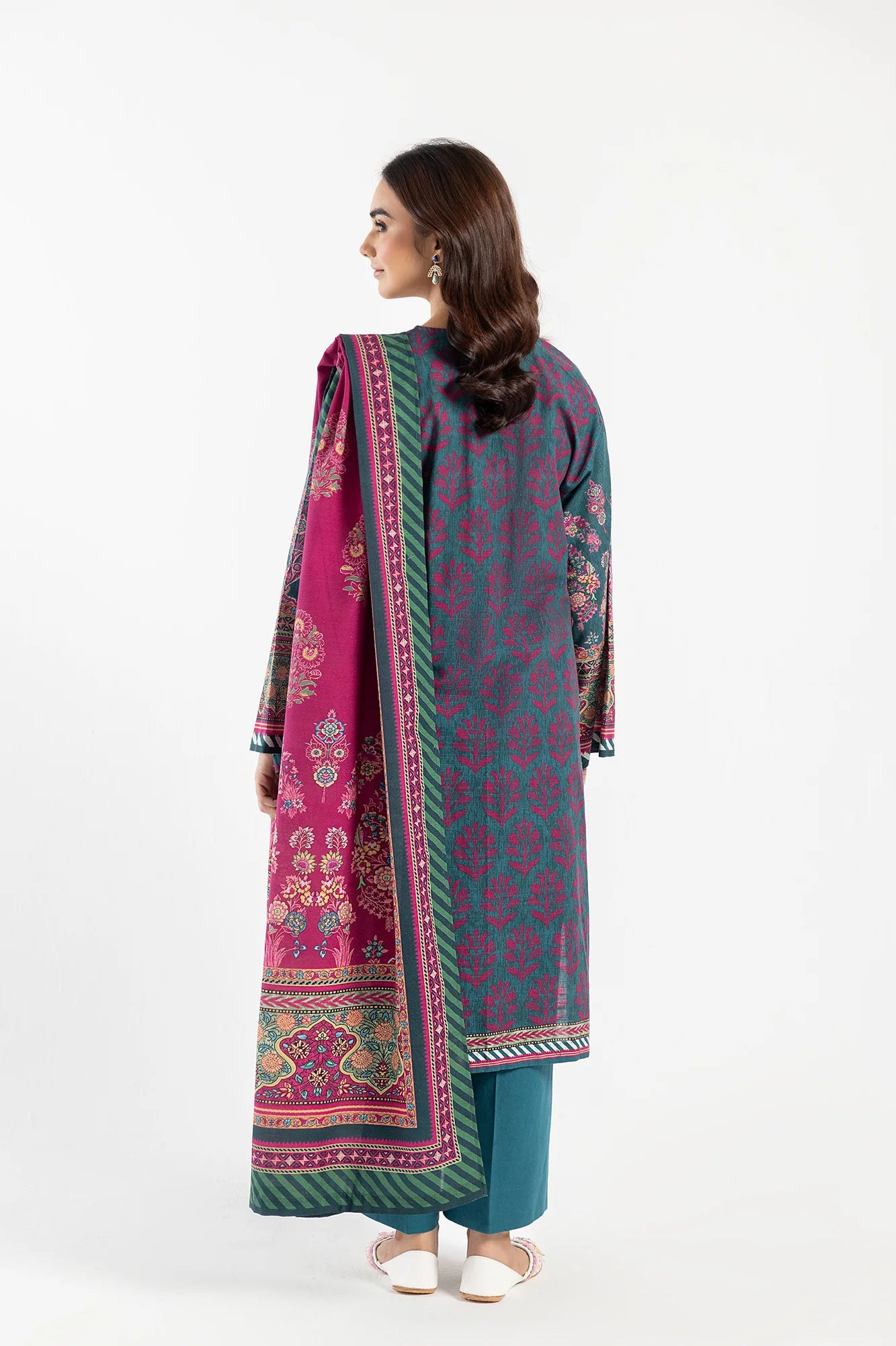 Ethnic 3Pc Printed khaddar Suit E0461/202/602 gulbuy.com