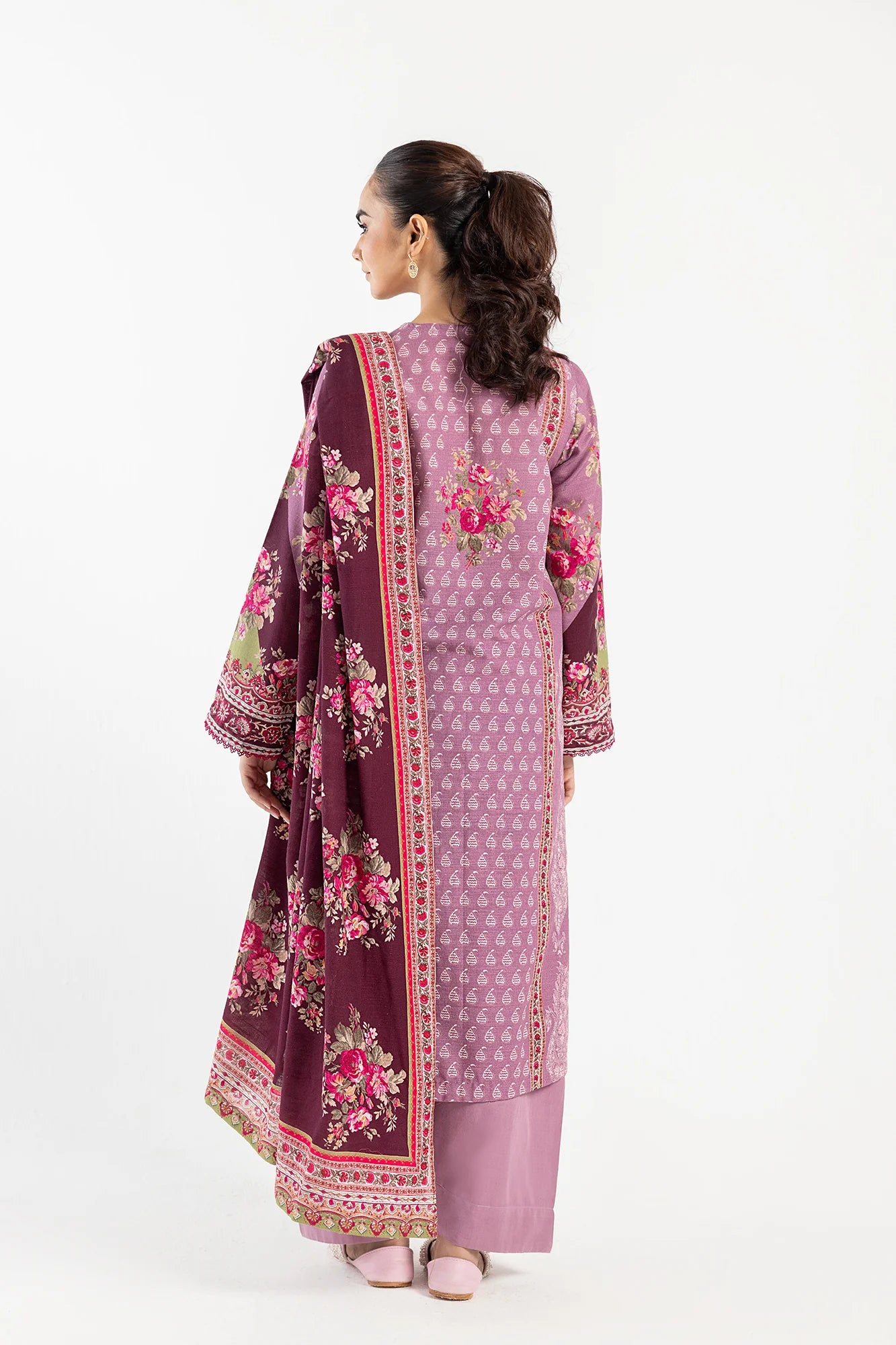 Ethnic 3Pc Printed khaddar Suit E0468/202/523 gulbuy.com
