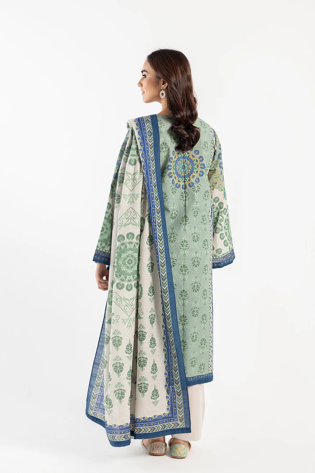 Ethnic 3Pc Printed khaddar Suit E0470/202/706 gulbuy.com