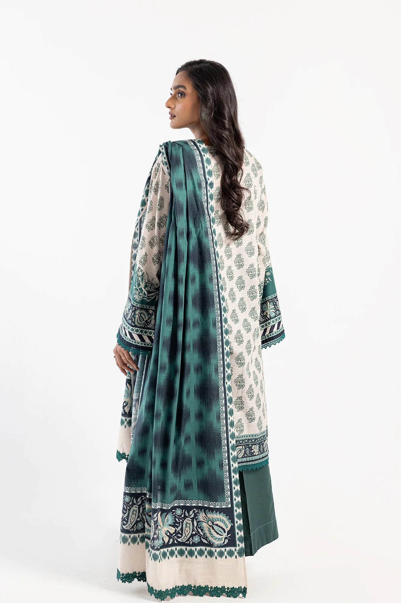 Ethnic 3Pc Printed khaddar Suit E0479/202/711 gulbuy.com
