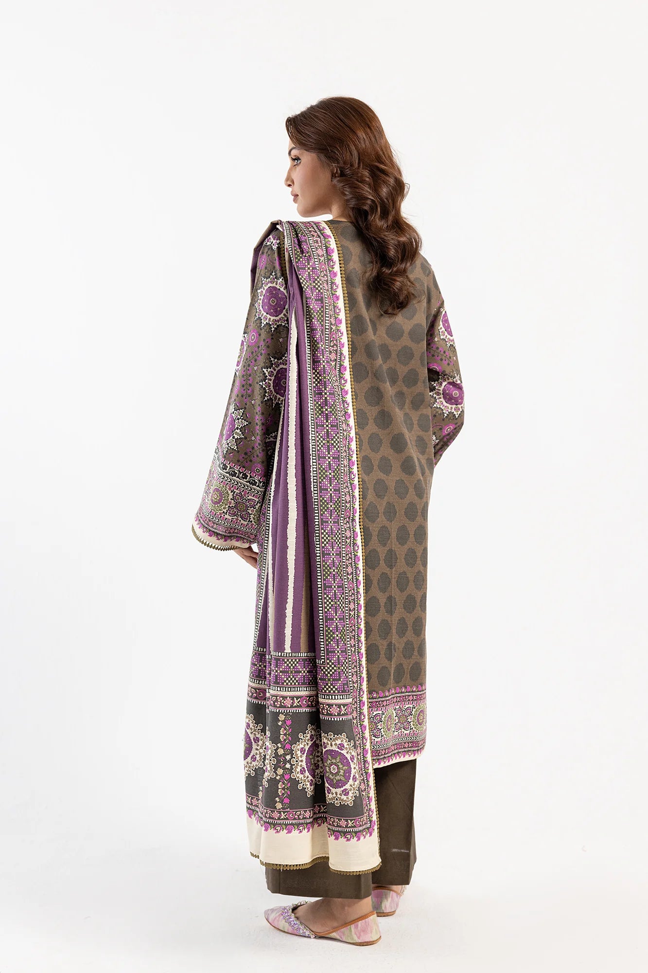 Ethnic 3Pc Printed khaddar Suit E0486/202/117 gulbuy.com