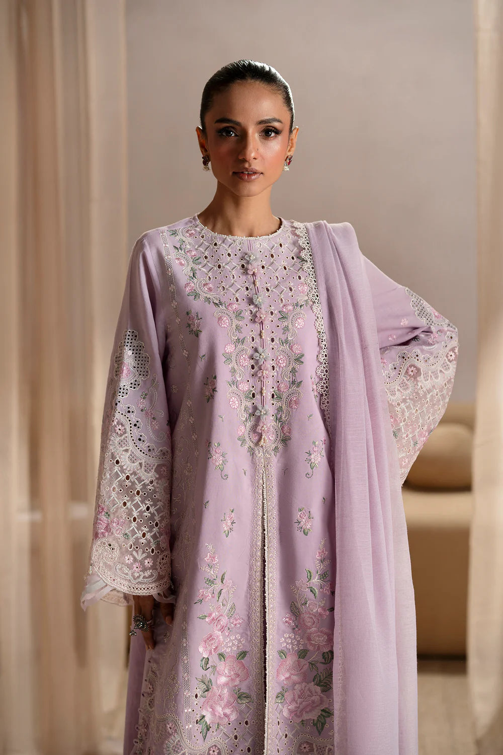 Ethnc 3Pc Embroidered Lawn Suit E0523/203/514 gulbuy.com