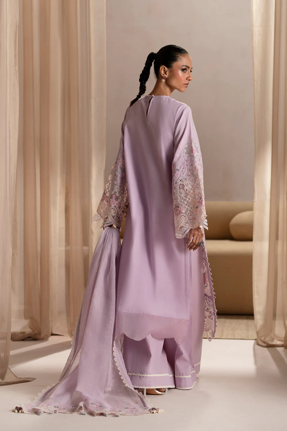 Ethnc 3Pc Embroidered Lawn Suit E0523/203/514 gulbuy.com