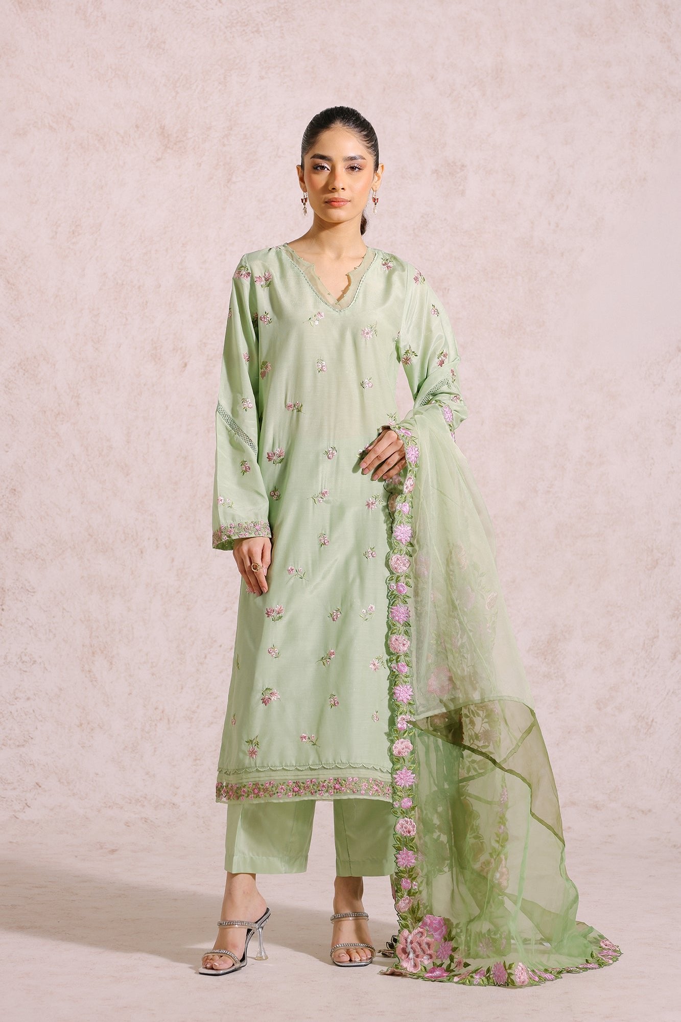 Ethnic 3 Piece Embroidered Organza Suit (E0527/105/720)