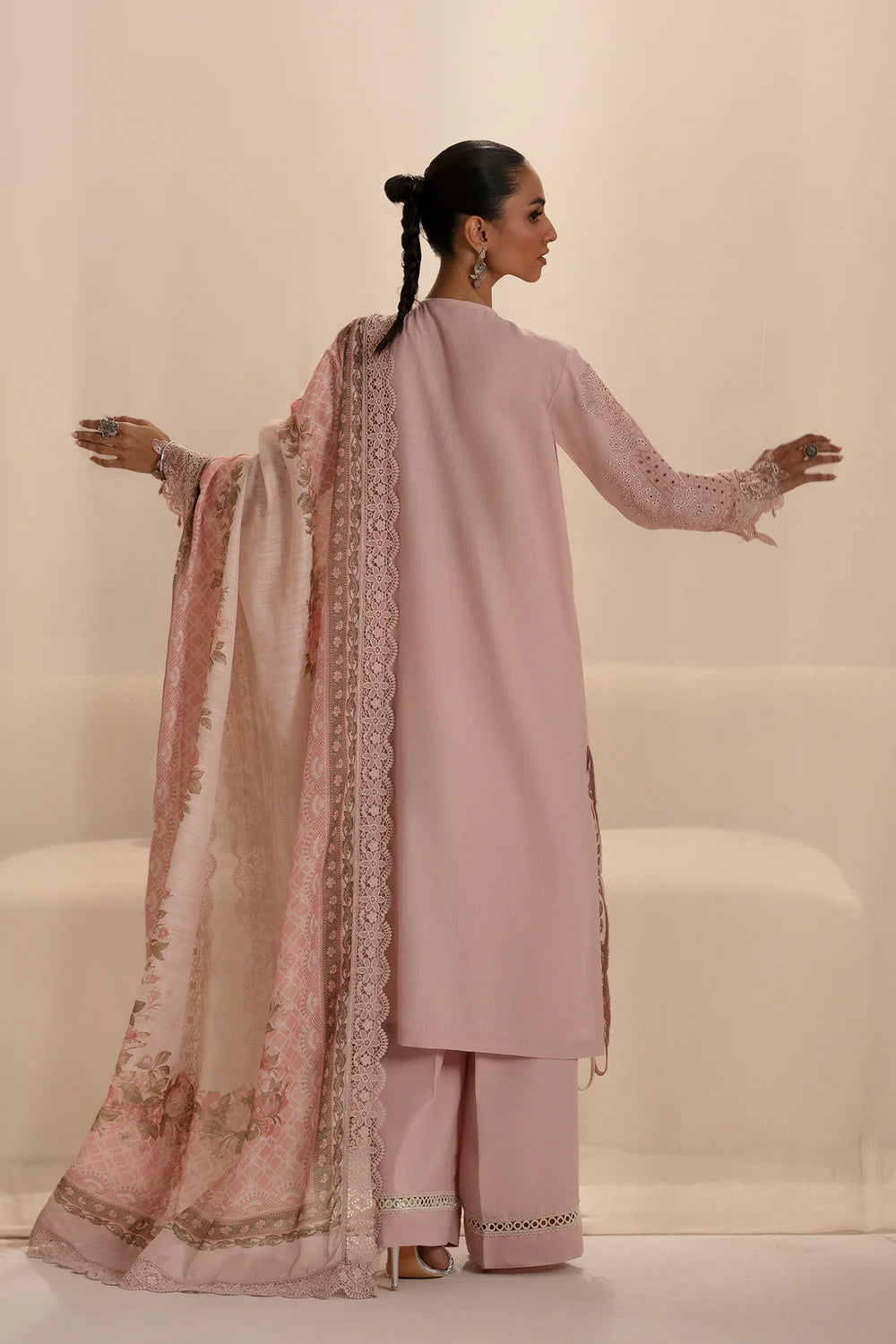 Ethnc 3Pc Embroidered Lawn Suit E0527/203/329 gulbuy.com