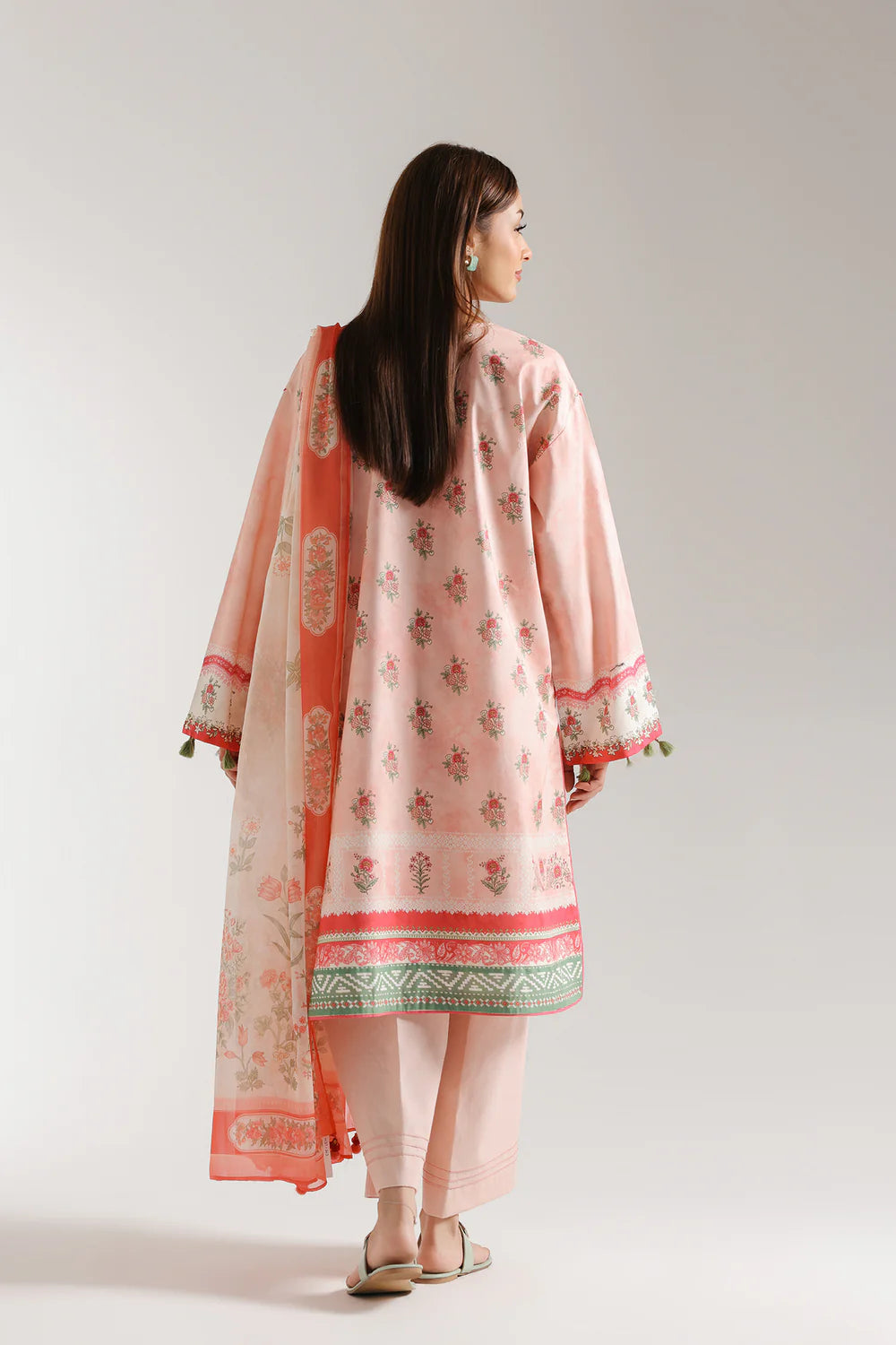 Ethnc 3Pc Embroidered Lawn Suit E0587/203/326 gulbuy.com