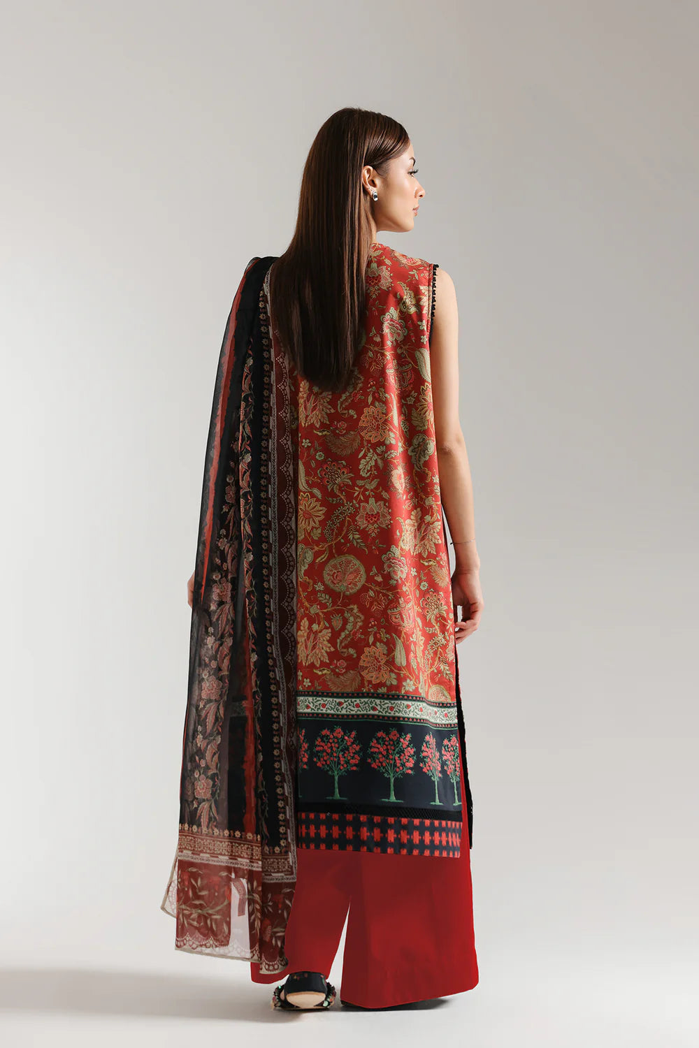 Ethnc 3Pc Embroidered Lawn Suit E0593/203/415 gulbuy.com