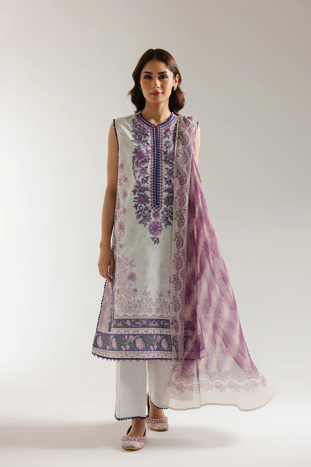 Ethnic 3Pc Embroidered Lawn Suit E0602/203/530 XL gulbuy.com