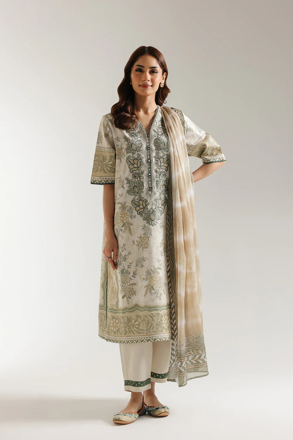 Ethnic 3Pc Embroidered Lawn Suit 0603/203/129 XL gulbuy.com