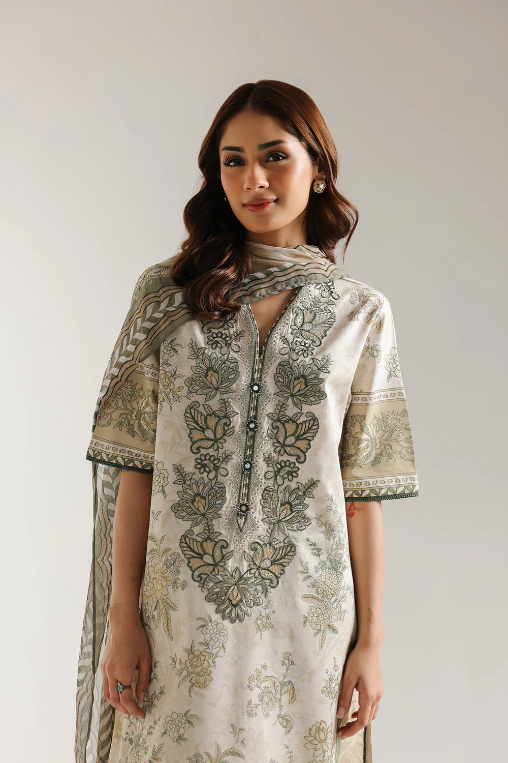 Ethnic 3Pc Embroidered Lawn Suit 0603/203/129 gulbuy.com