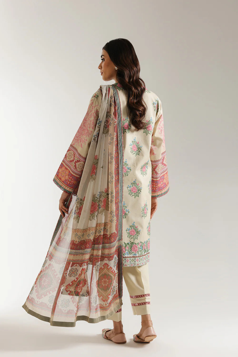 Ethnic 3Pc Embroidered Lawn Suit E0604/203/112 gulbuy.com