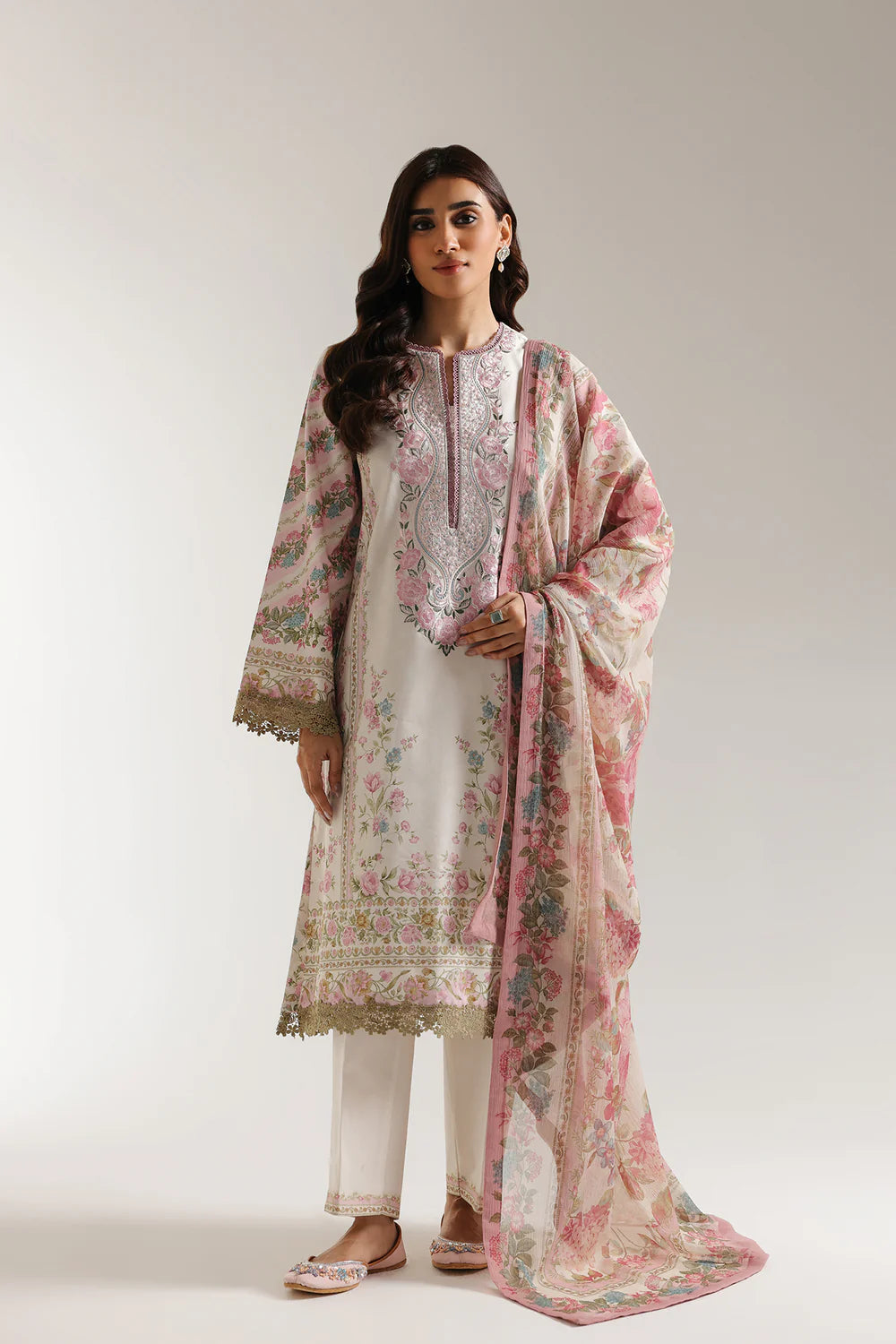 Ethnic 3Pc Embroidered Lawn Suit E0606/203/413 XL gulbuy.com
