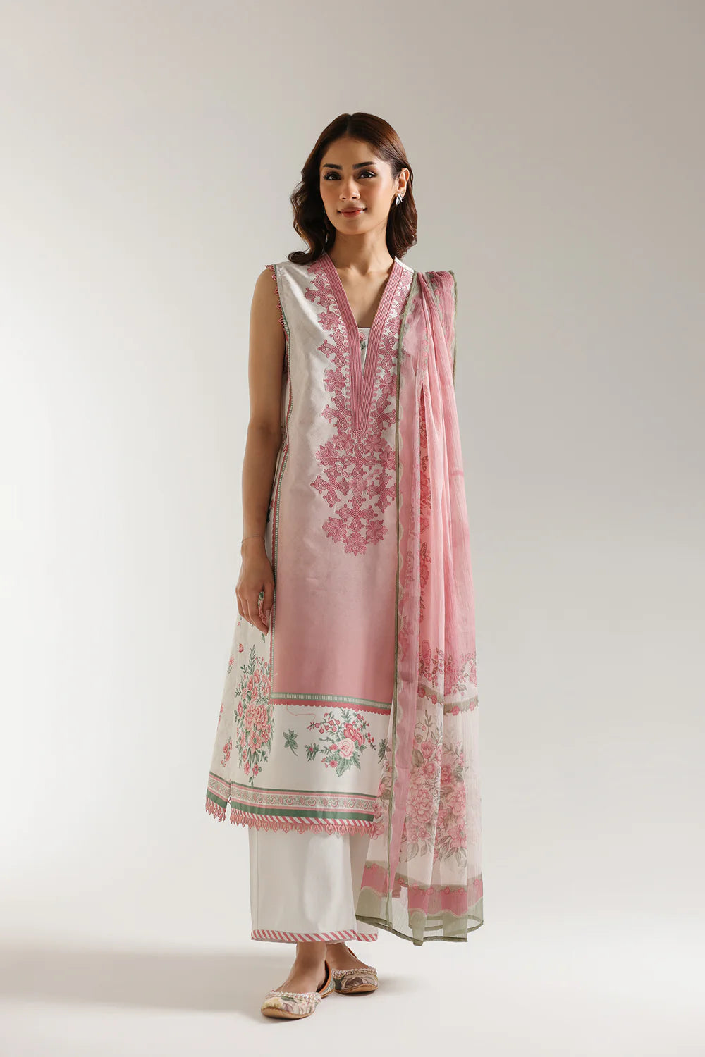 Ethnic 3Pc Embroidered Lawn Suit E0610/203/003 XL gulbuy.com