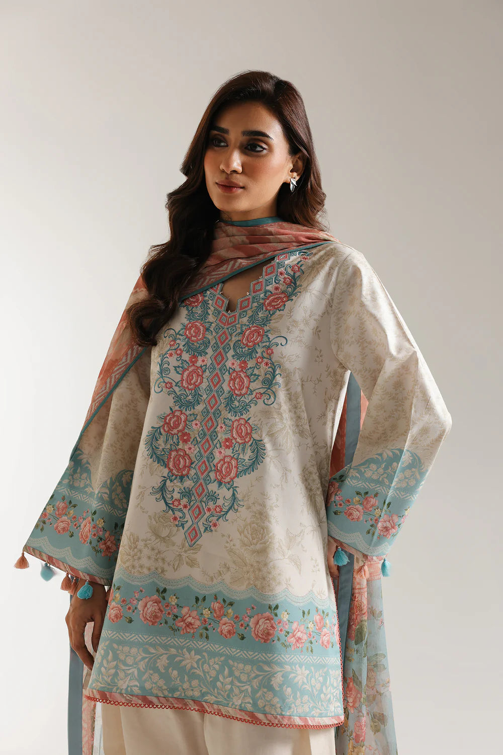 Ethnic 3Pc Embroidered Lawn Suit E0611/203/005 gulbuy.com