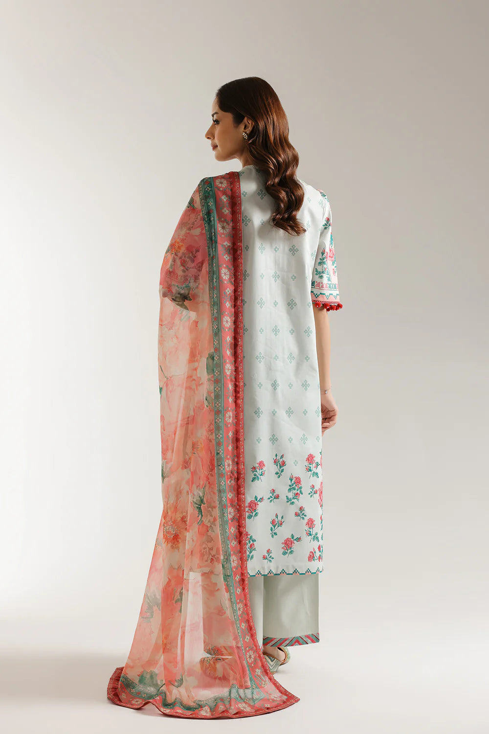 Ethnic 3Pc Embroidered Lawn Suit E0614/203/405 gulbuy.com