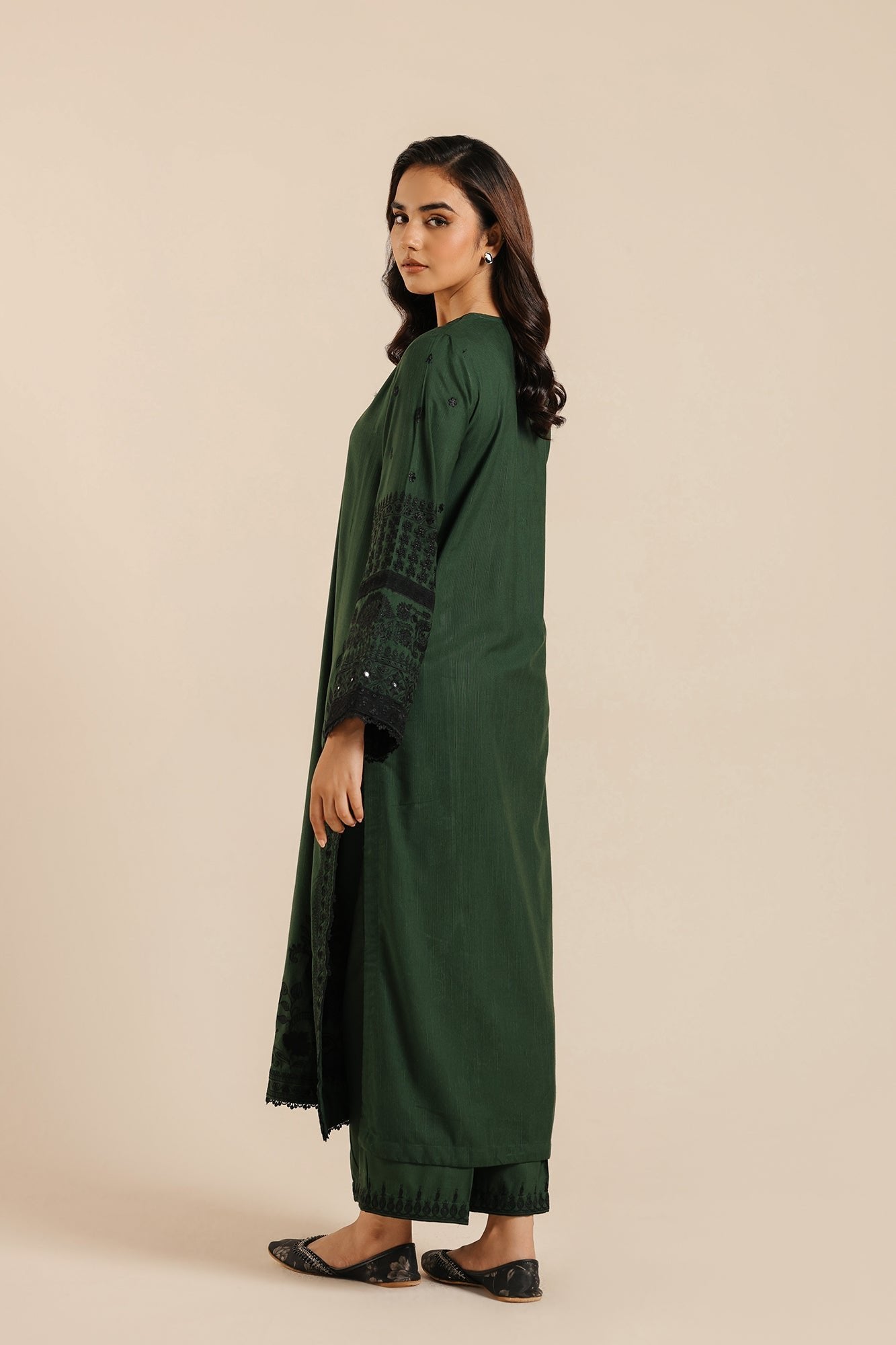ETHNIC 2PC EMBROIDERED SUIT E2788/103/705 gulbuy.com