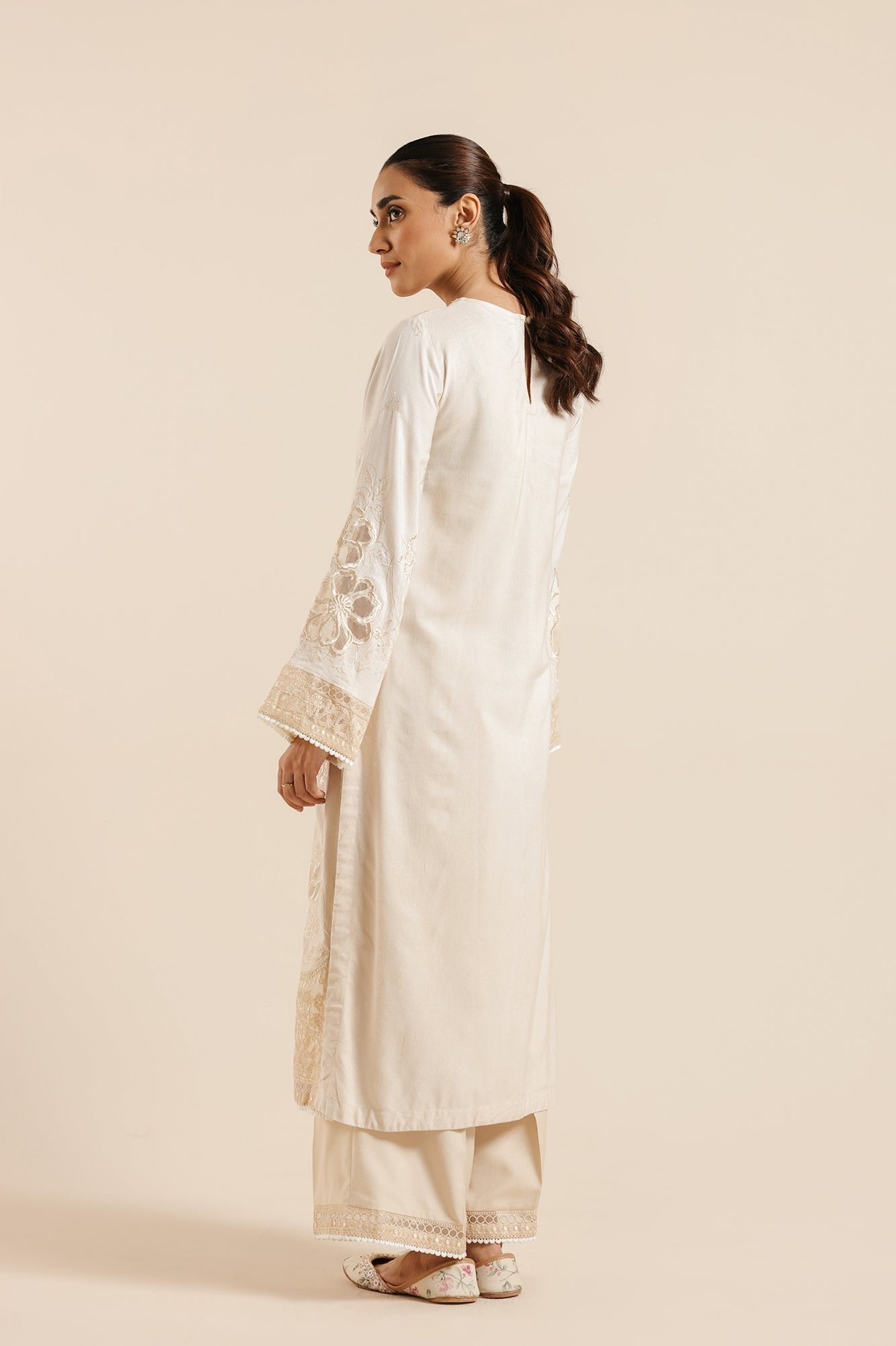 ETHNIC 2PC EMBROIDERED SUIT E2794/103/817 gulbuy.com