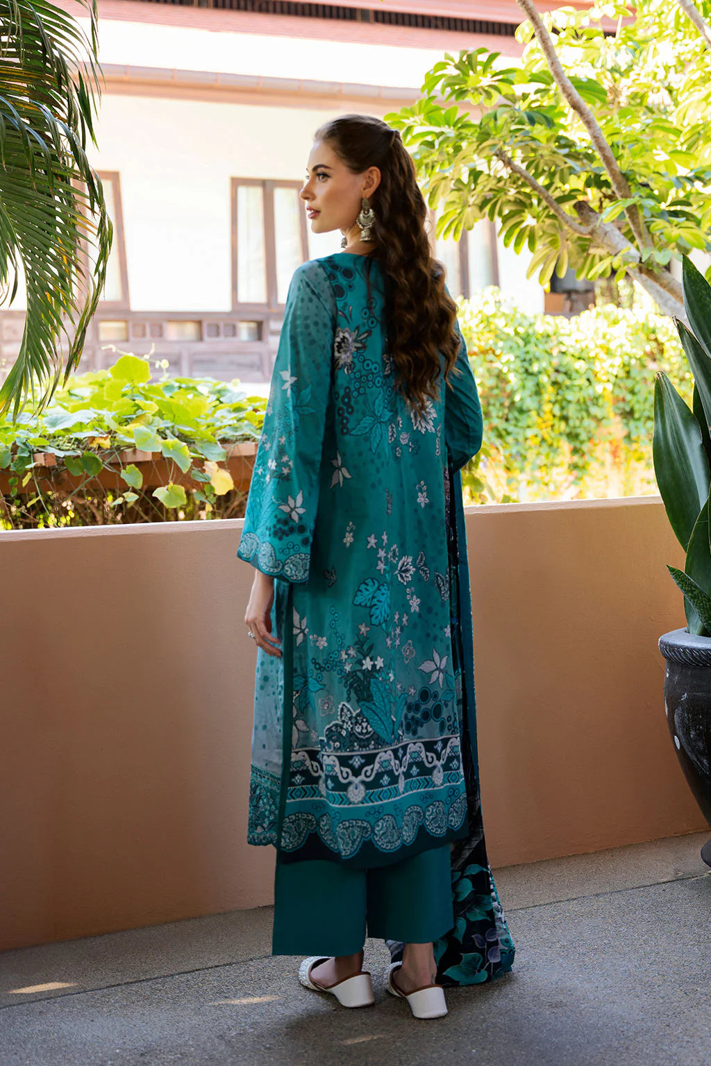 Ramsha 3Pc Embroidered Lawn Suit G-302 gulbuy.com