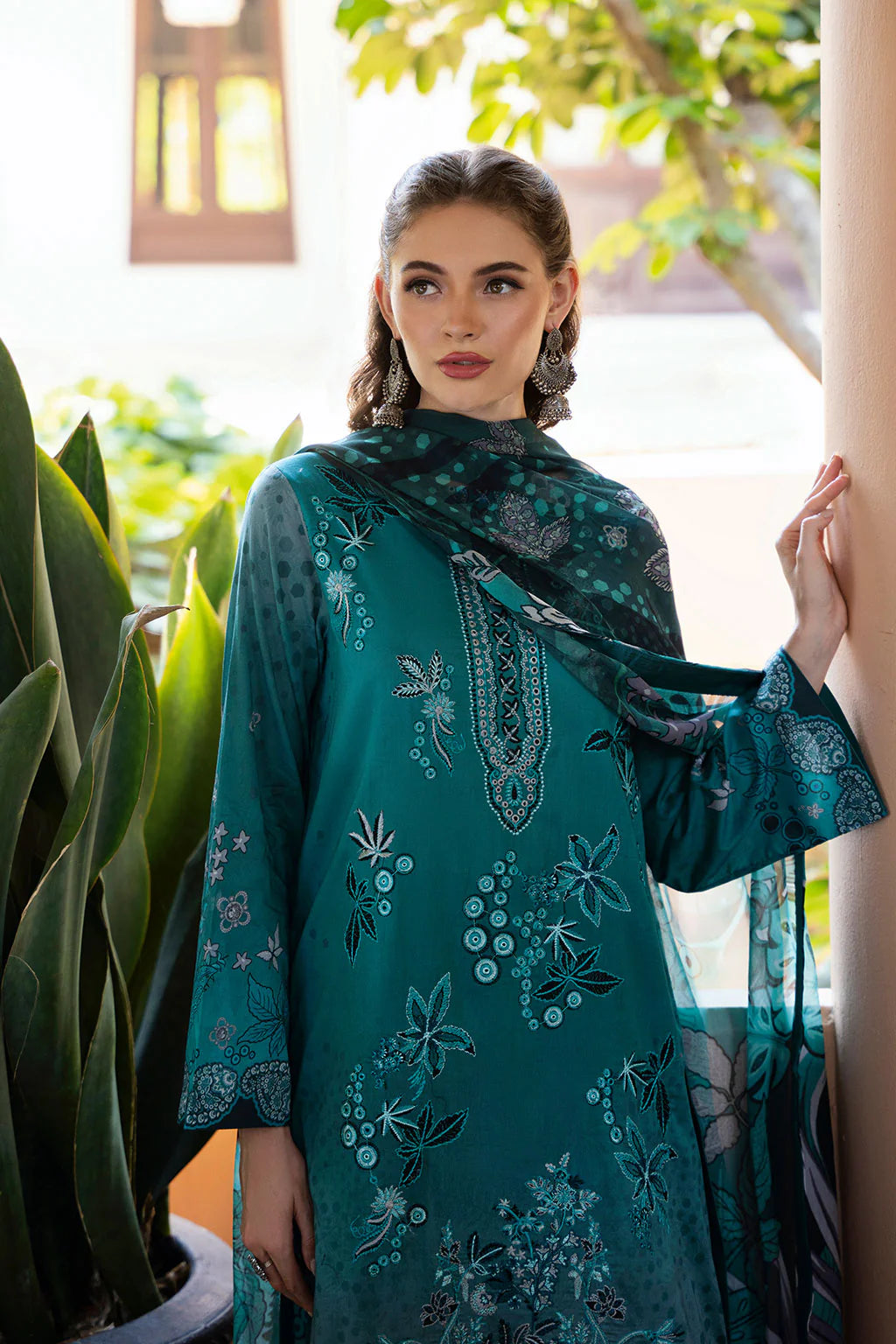 Ramsha 3Pc Embroidered Lawn Suit G-302 gulbuy.com