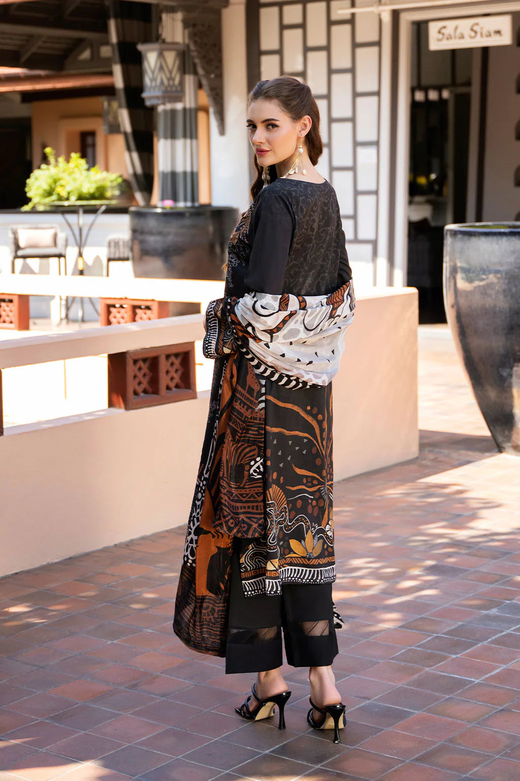 Ramsha 3Pc Embroidered Lawn Suit G-303 gulbuy.com