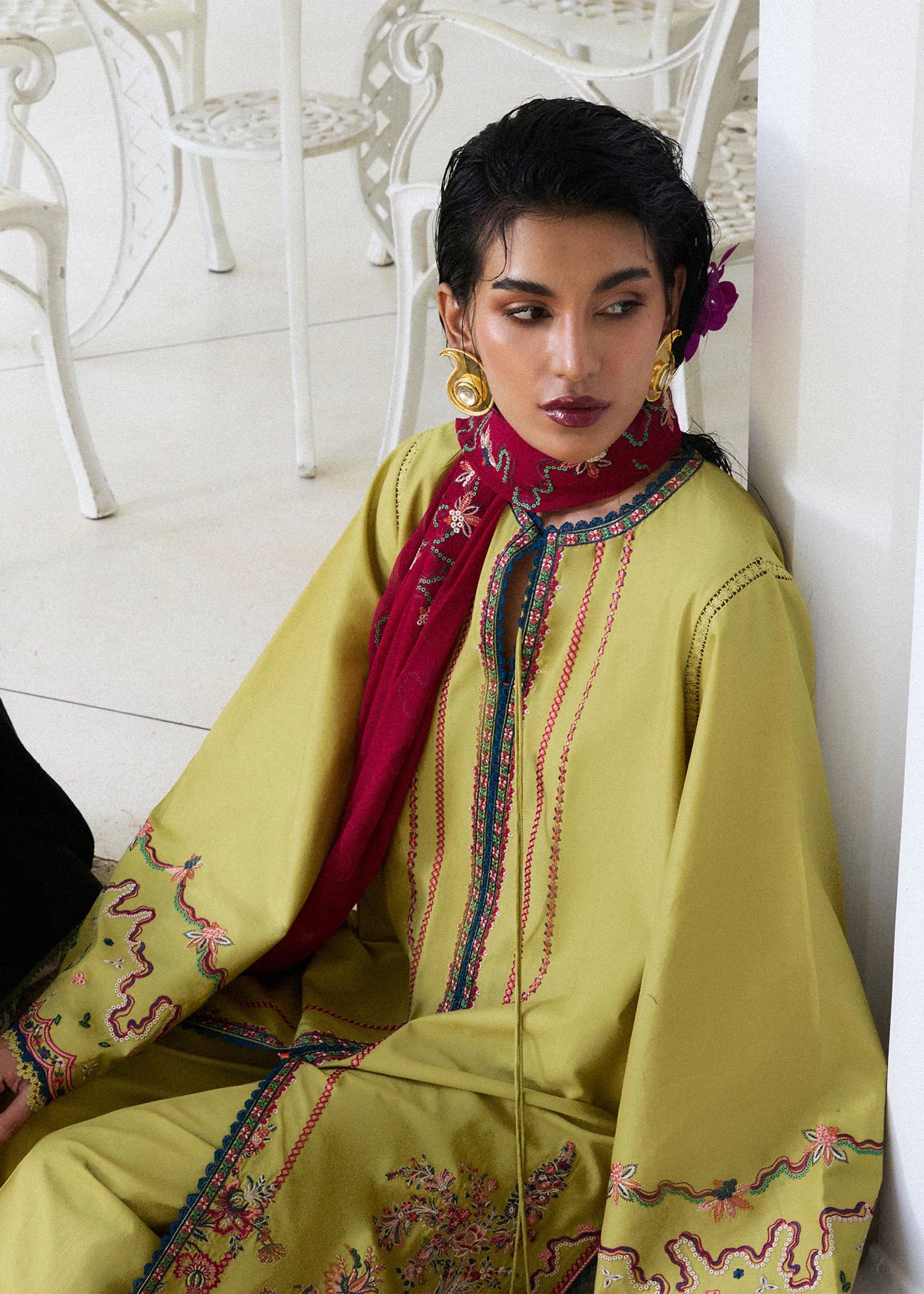 Hussain Rehar 3Pc Embroidered Lawn Suit Alva gulbuy.com