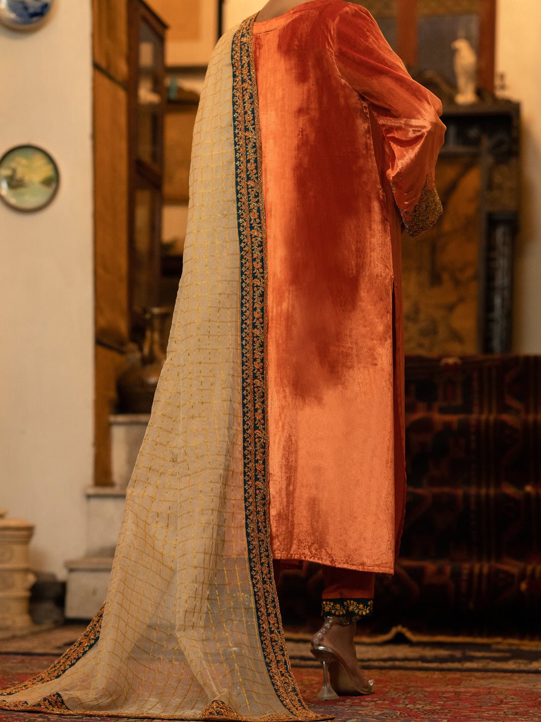 ALMIRAH 3 PIECE EMBROIDERED VELVET SUIT (AL-3PS-LS-442)