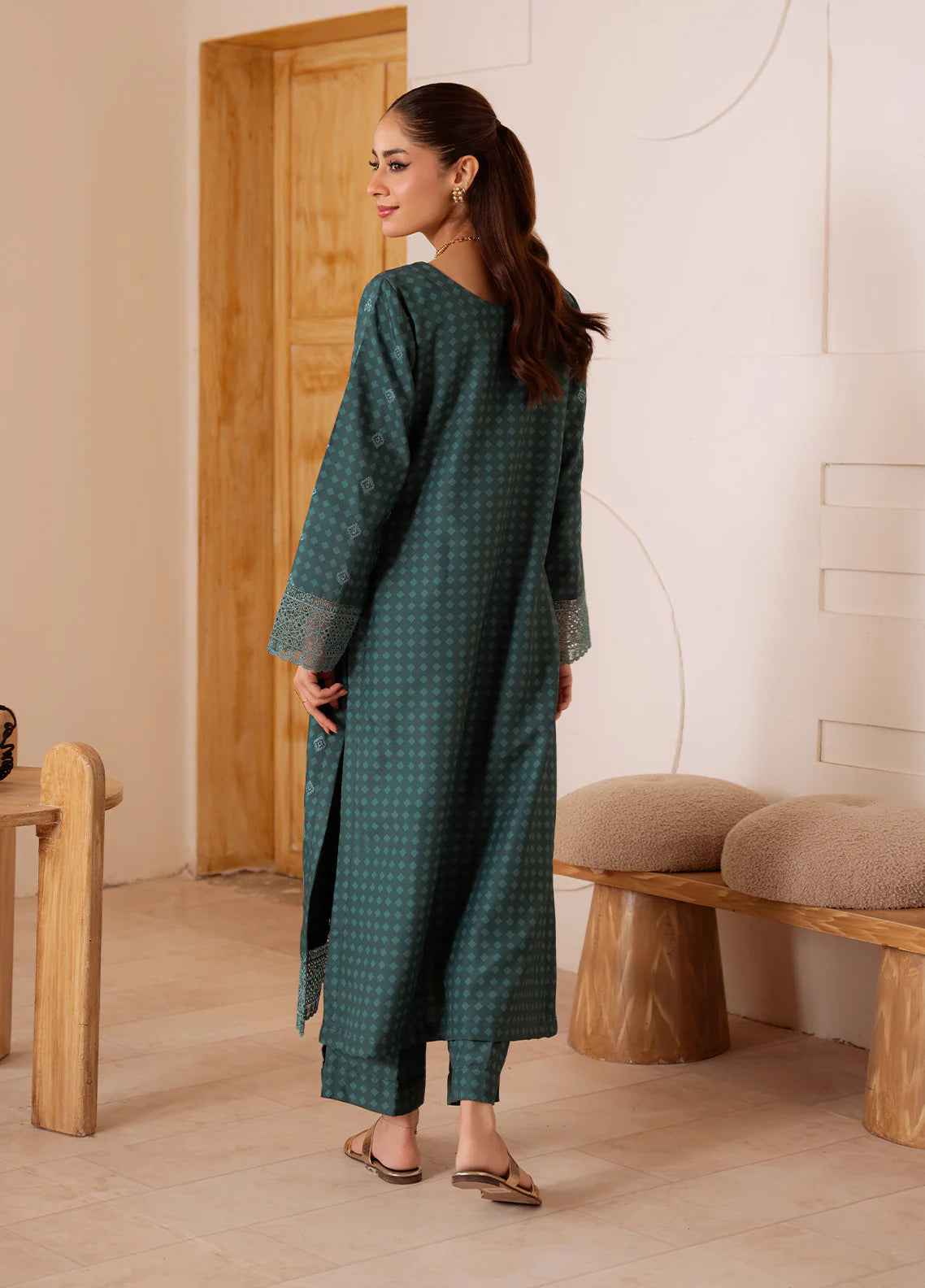 Gulaal 2Pc Printed Lawn Suit Midnight Fern gulbuy.com