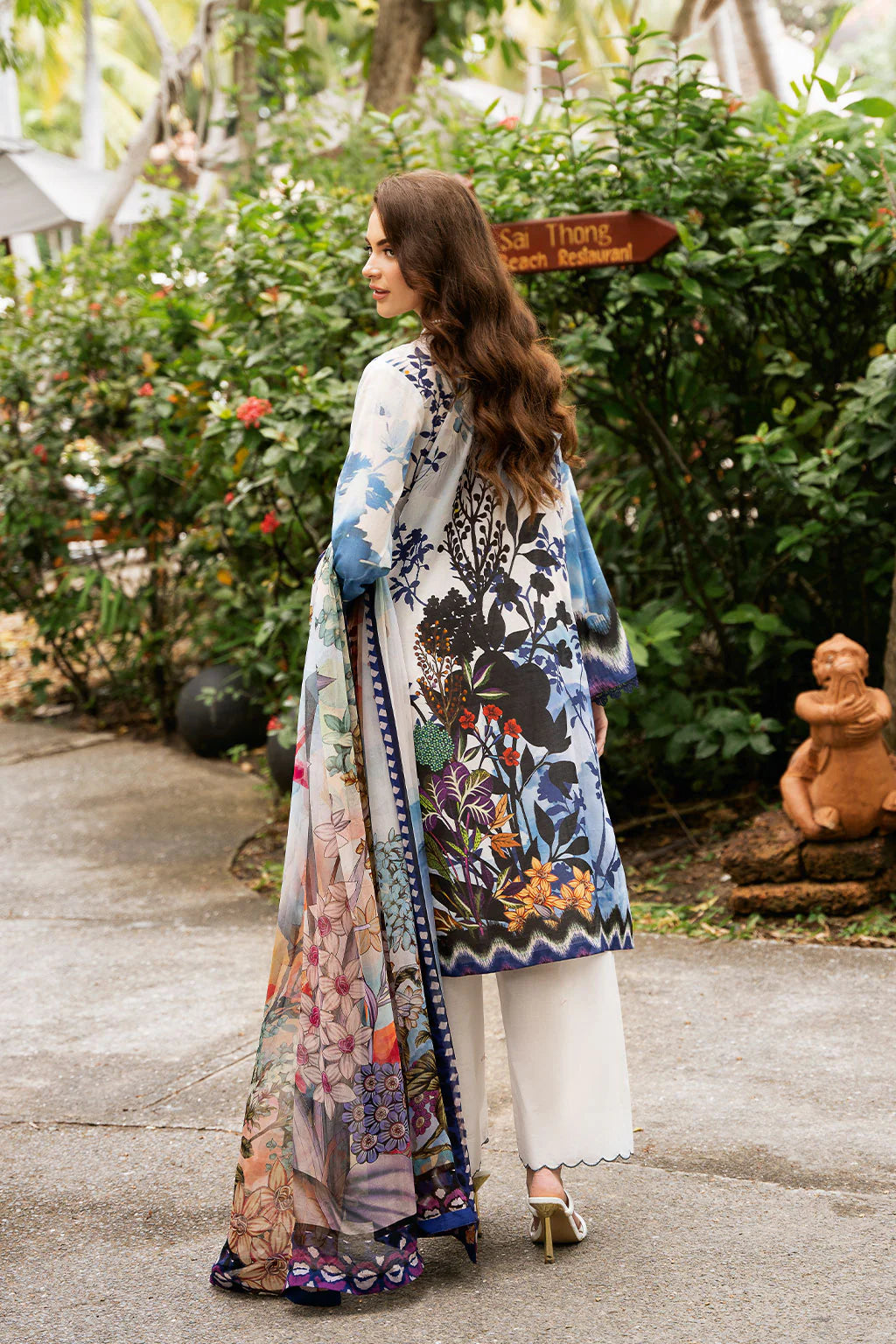 Ramsha 3Pc Embroidered Lawn Suit Y-1108 gulbuy.com