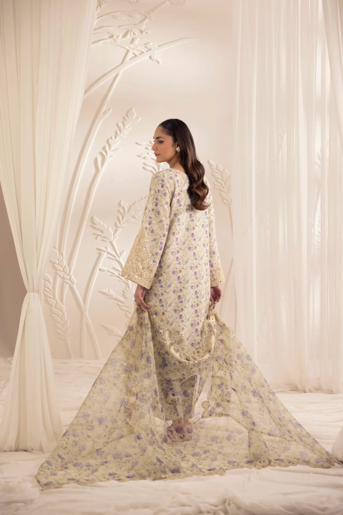 Mohagni 3Pc Embroidered Lawn Suit SPL-06 gulbuy.com