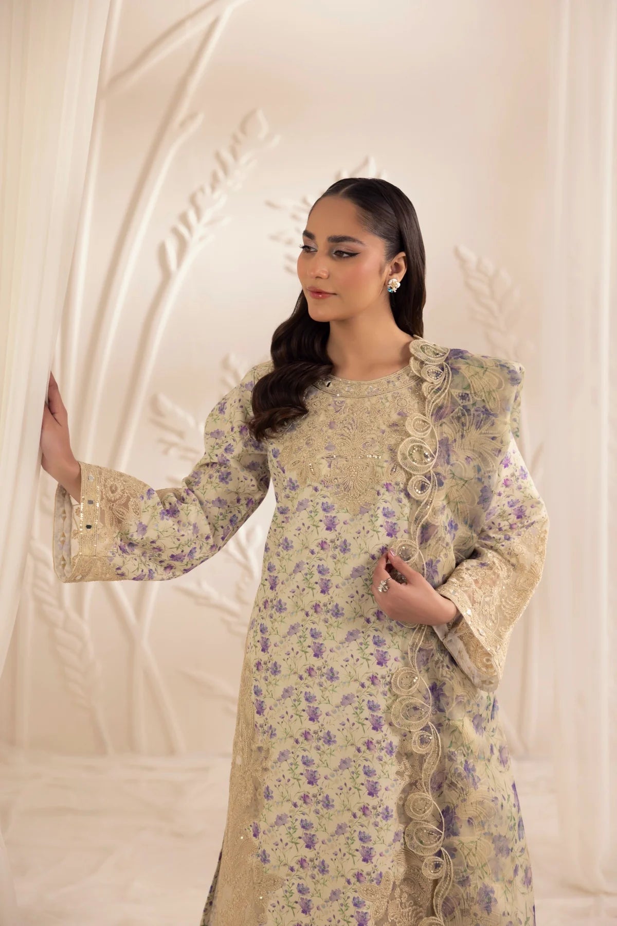 Mohagni 3Pc Embroidered Lawn Suit SPL-06 gulbuy.com