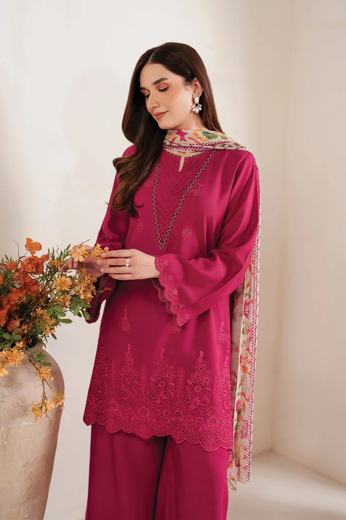 Gul Attire 3Pc Embroidered lawn Suit GA2048 gulbuy.com
