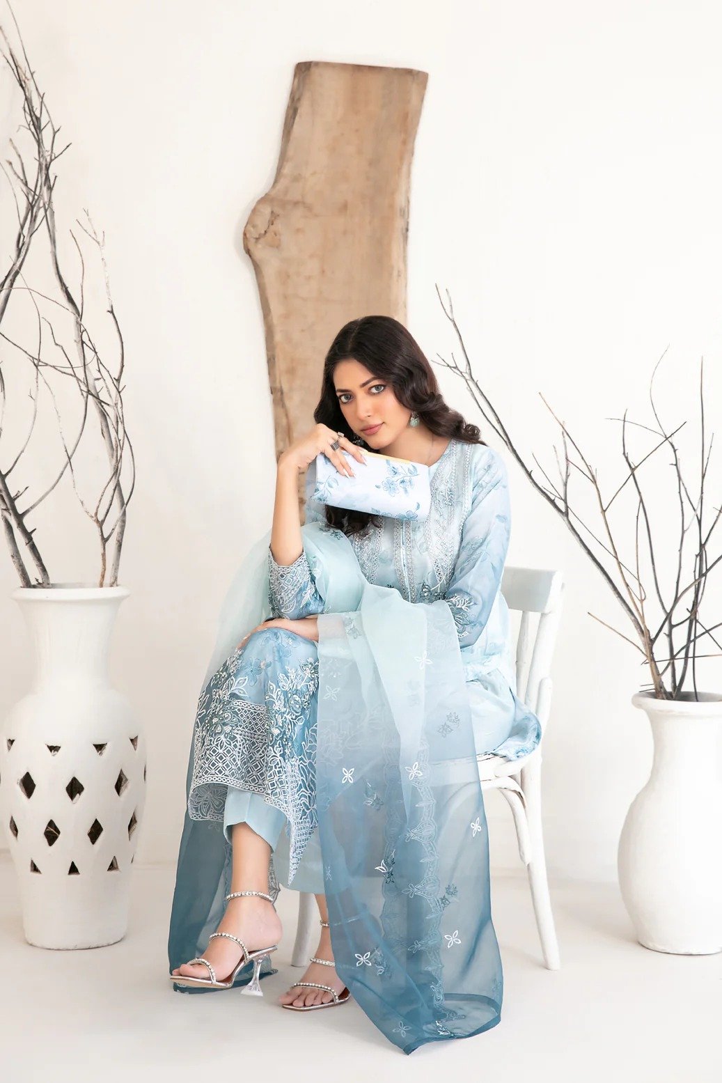 Tawakkal 3Pc Embroidered Lawn Suit D-2222-Mulan gulbuy.com
