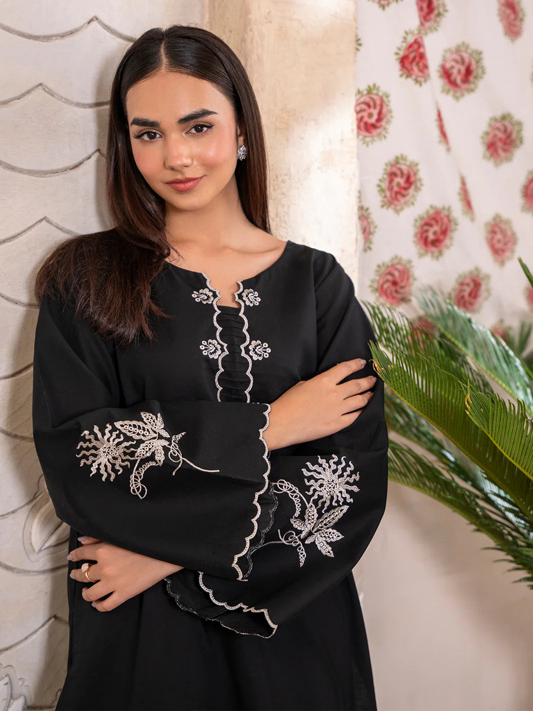 Izel 2Pc Embroidered Lawn Suit THISTLE gulbuy.com