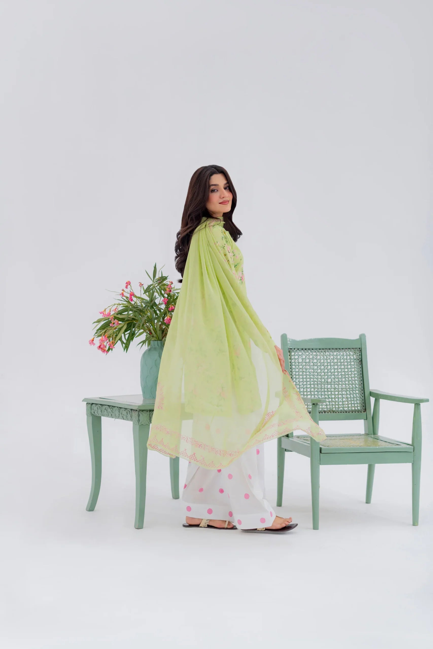 Kastoor 3Pc Printed Lawn Suit EF-335 gulbuy.com