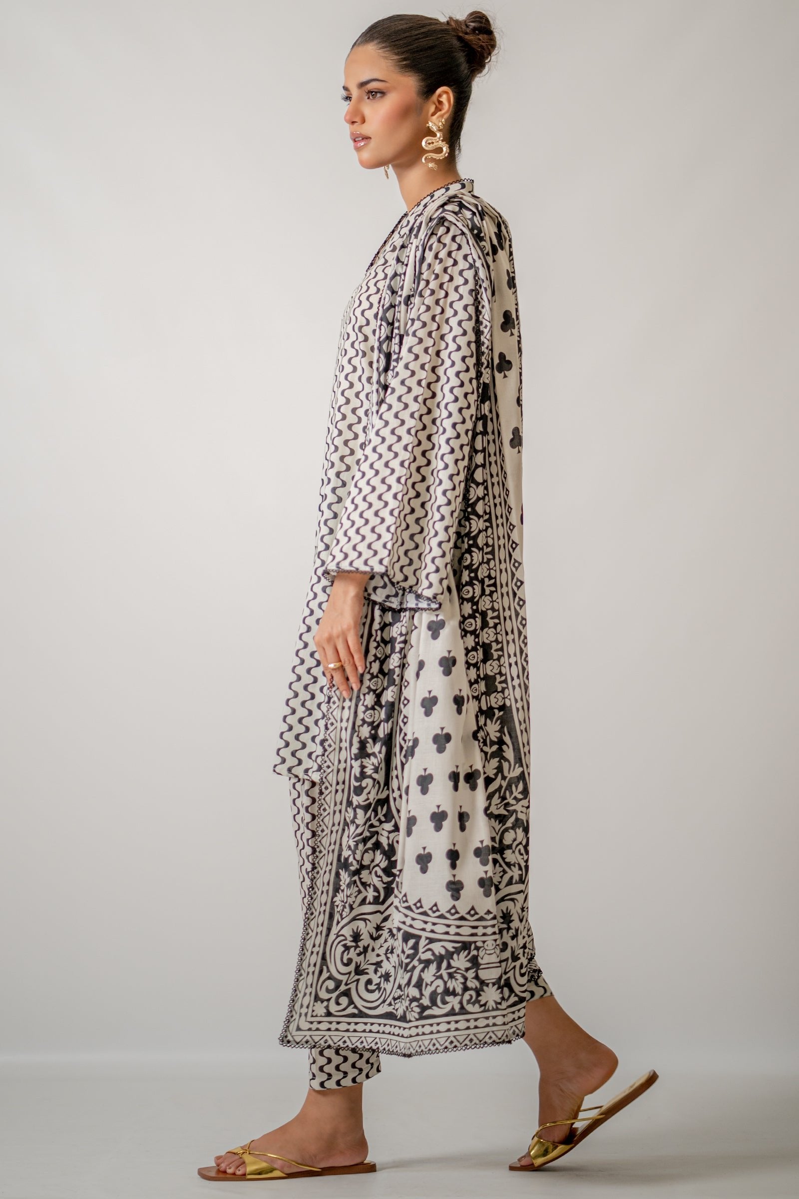 Ego 3 Piece Printed Lawn Suit (U00424-999-BW0)