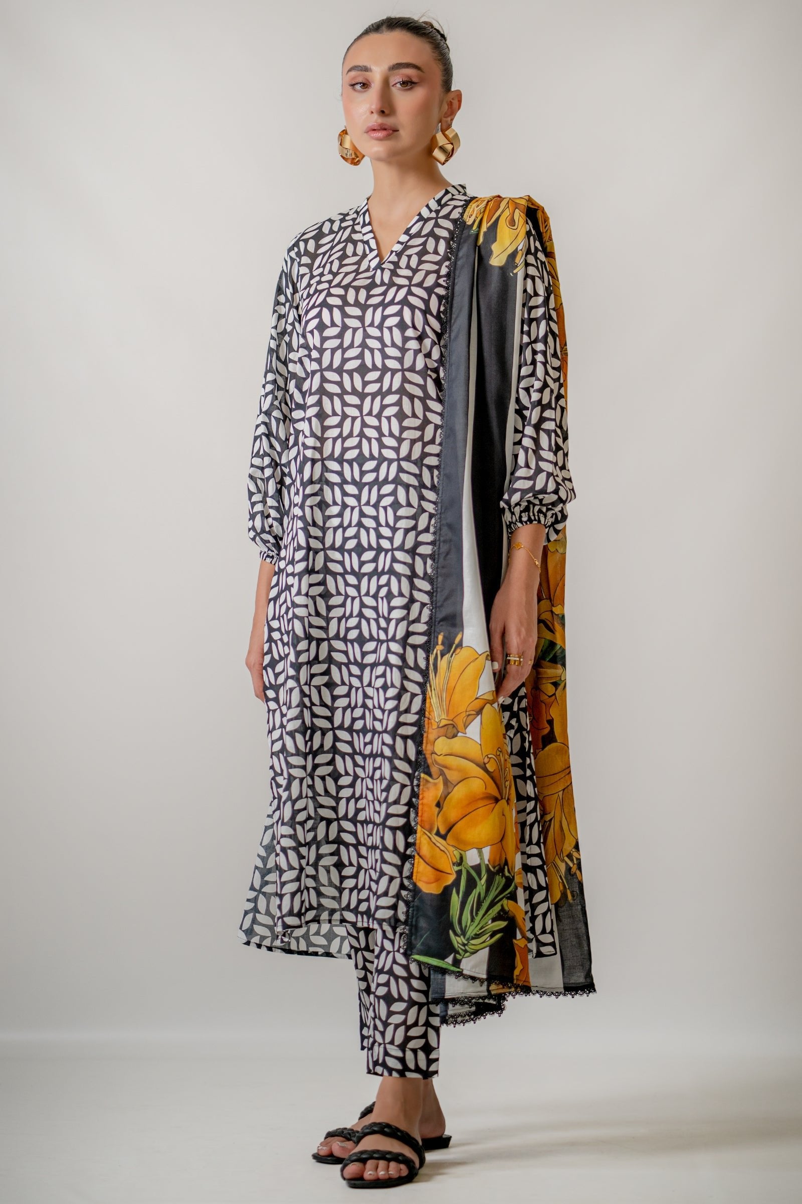 Ego 3 Piece Printed Lawn Suit (U00429-999-BW0)